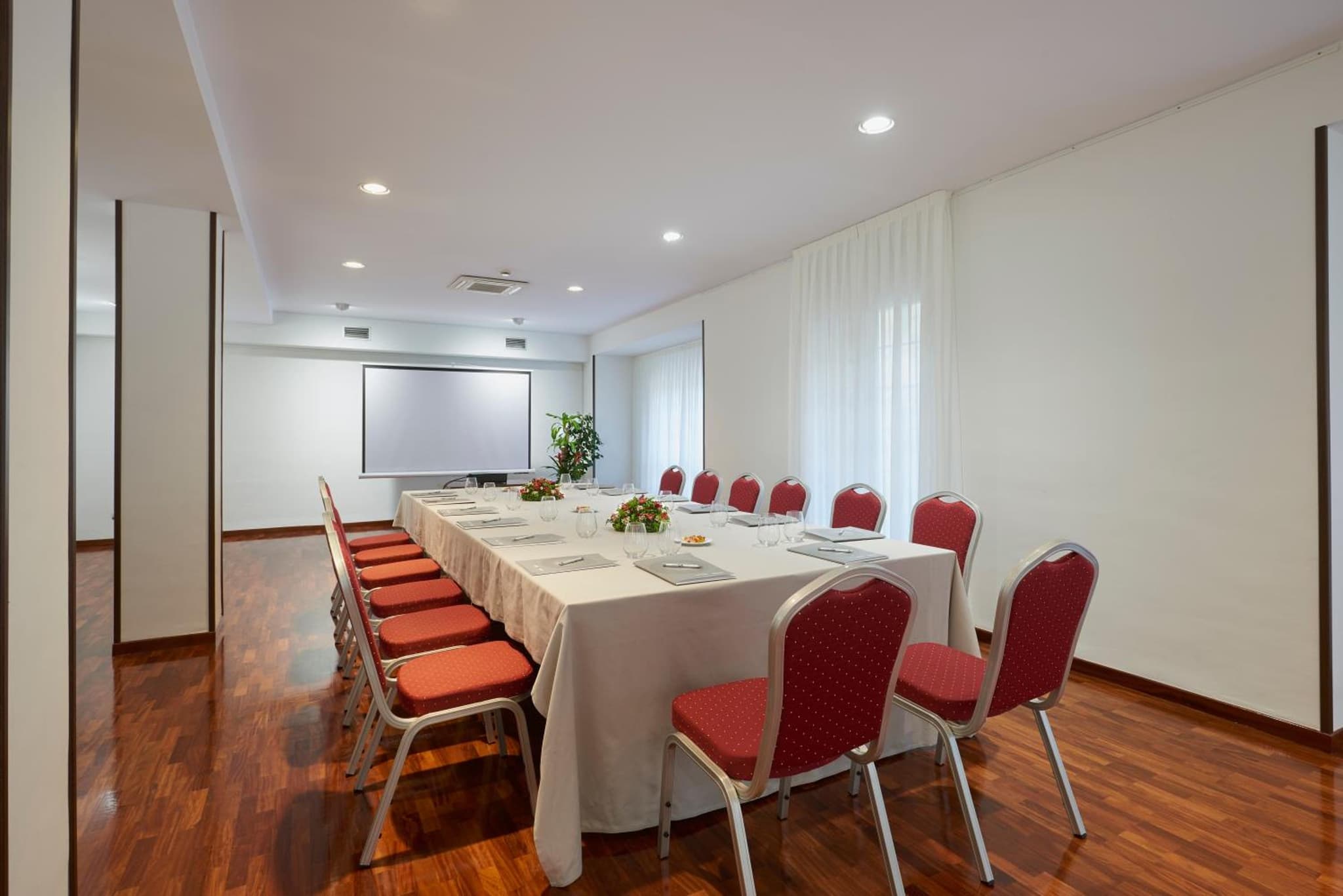 meeting & event spaces