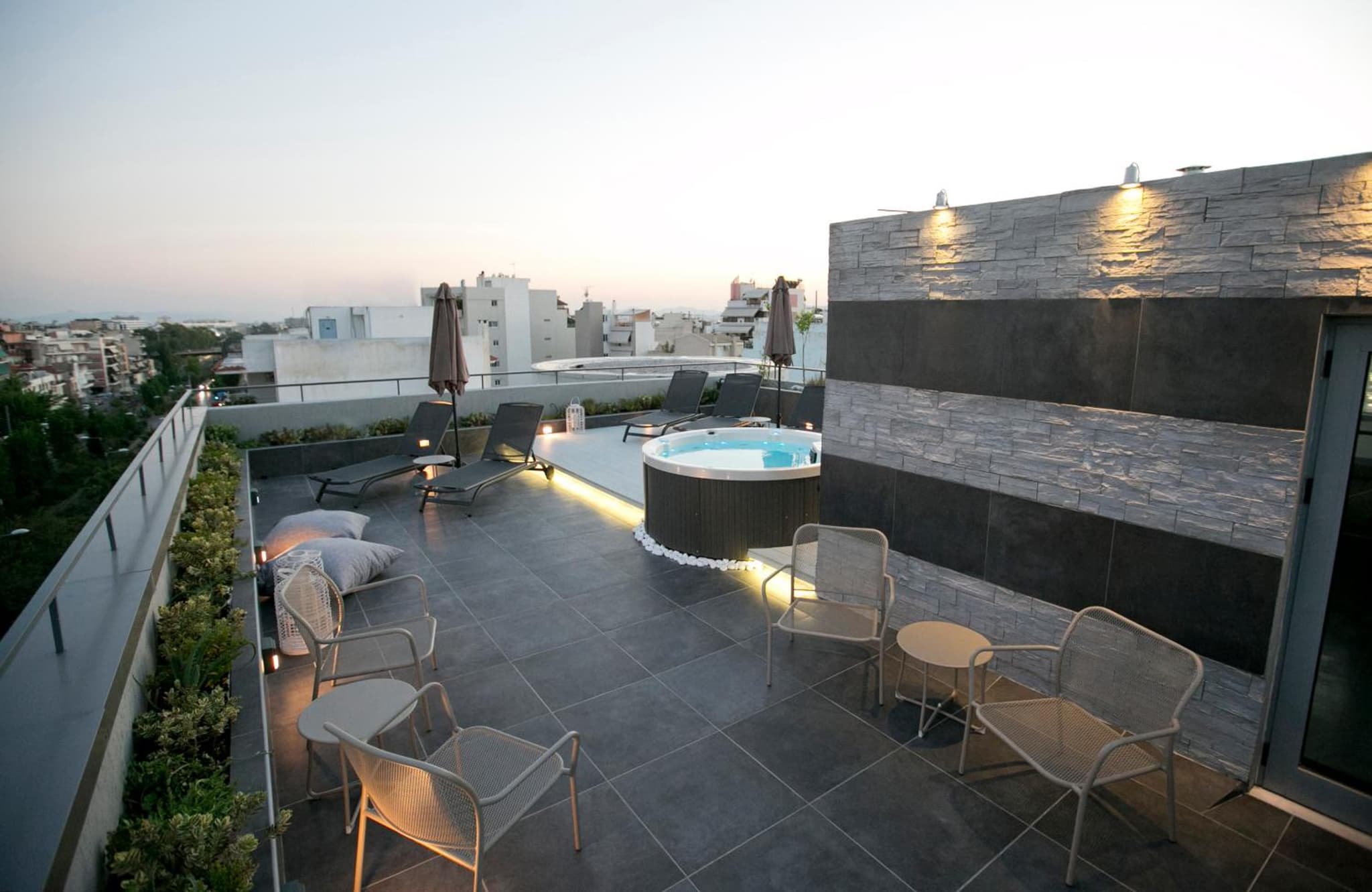 47 Luxury Suites photo 6