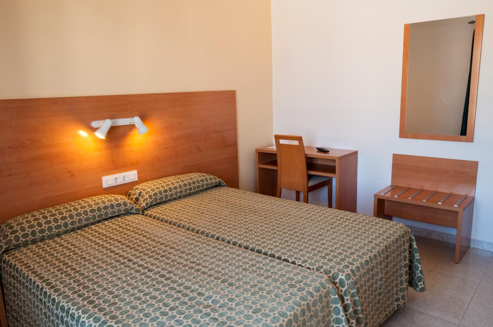 Riviera Hotel Menorca photo 4