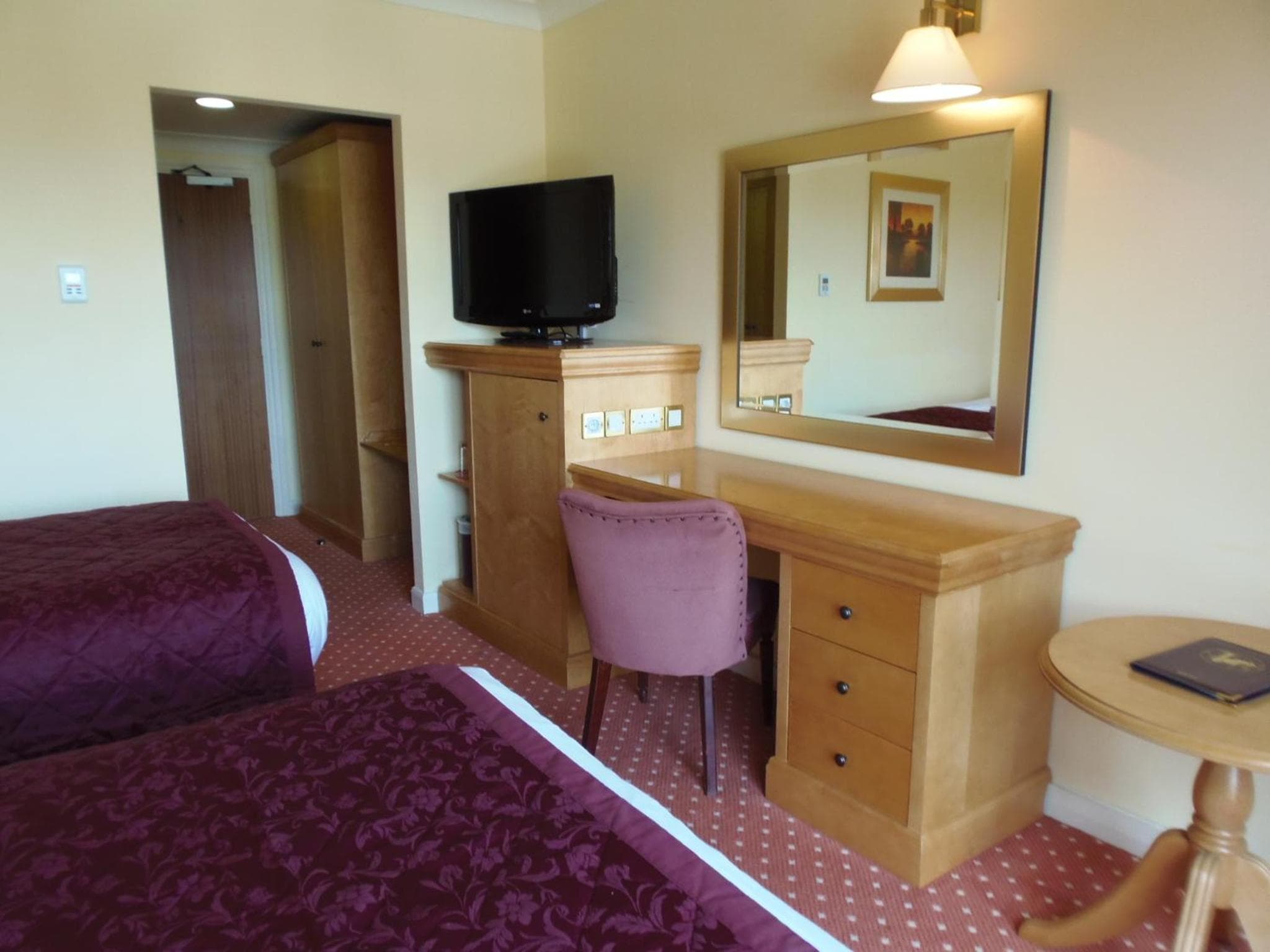 Lakeside International Hotel photo 5