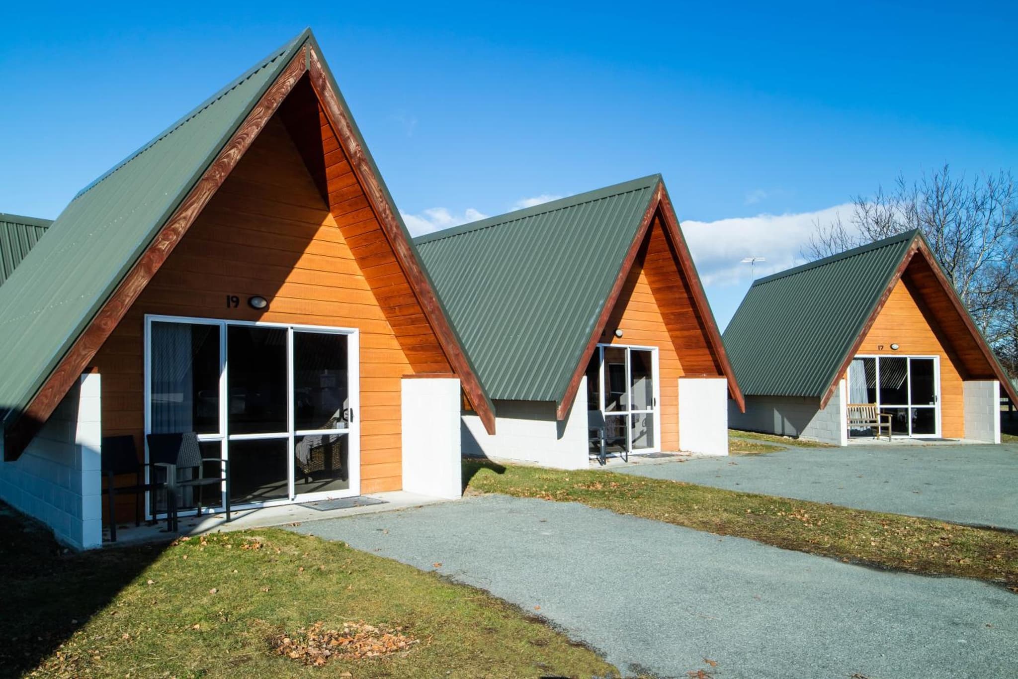 Mountain Chalets Motel photo 3