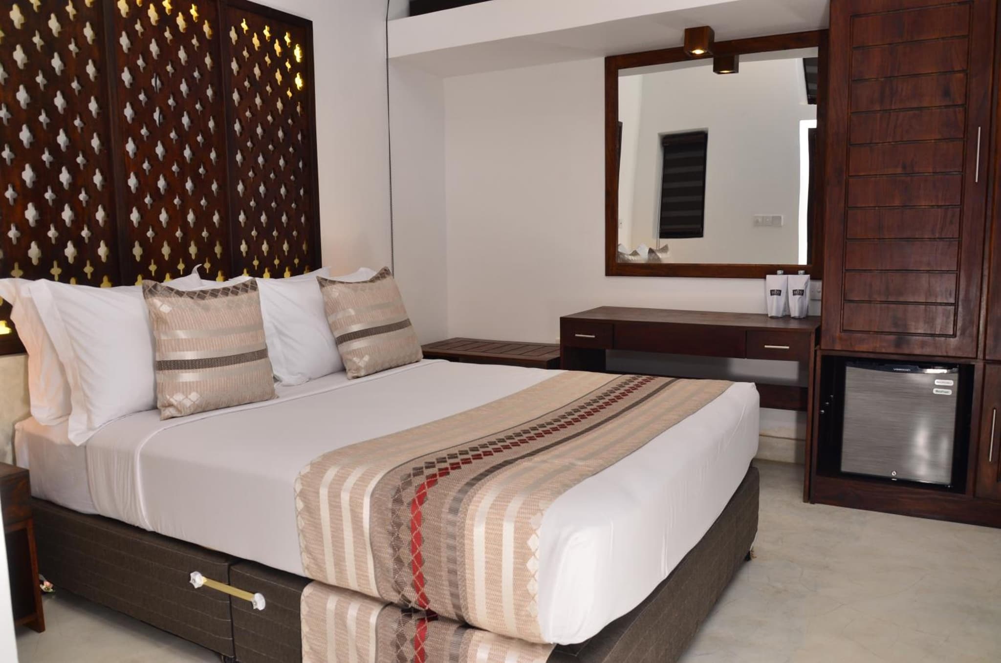 56 by Deco - Galle Fort photo 8