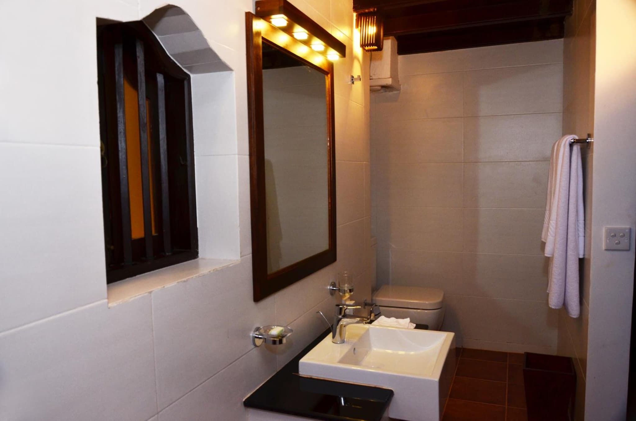 56 by Deco - Galle Fort photo 5