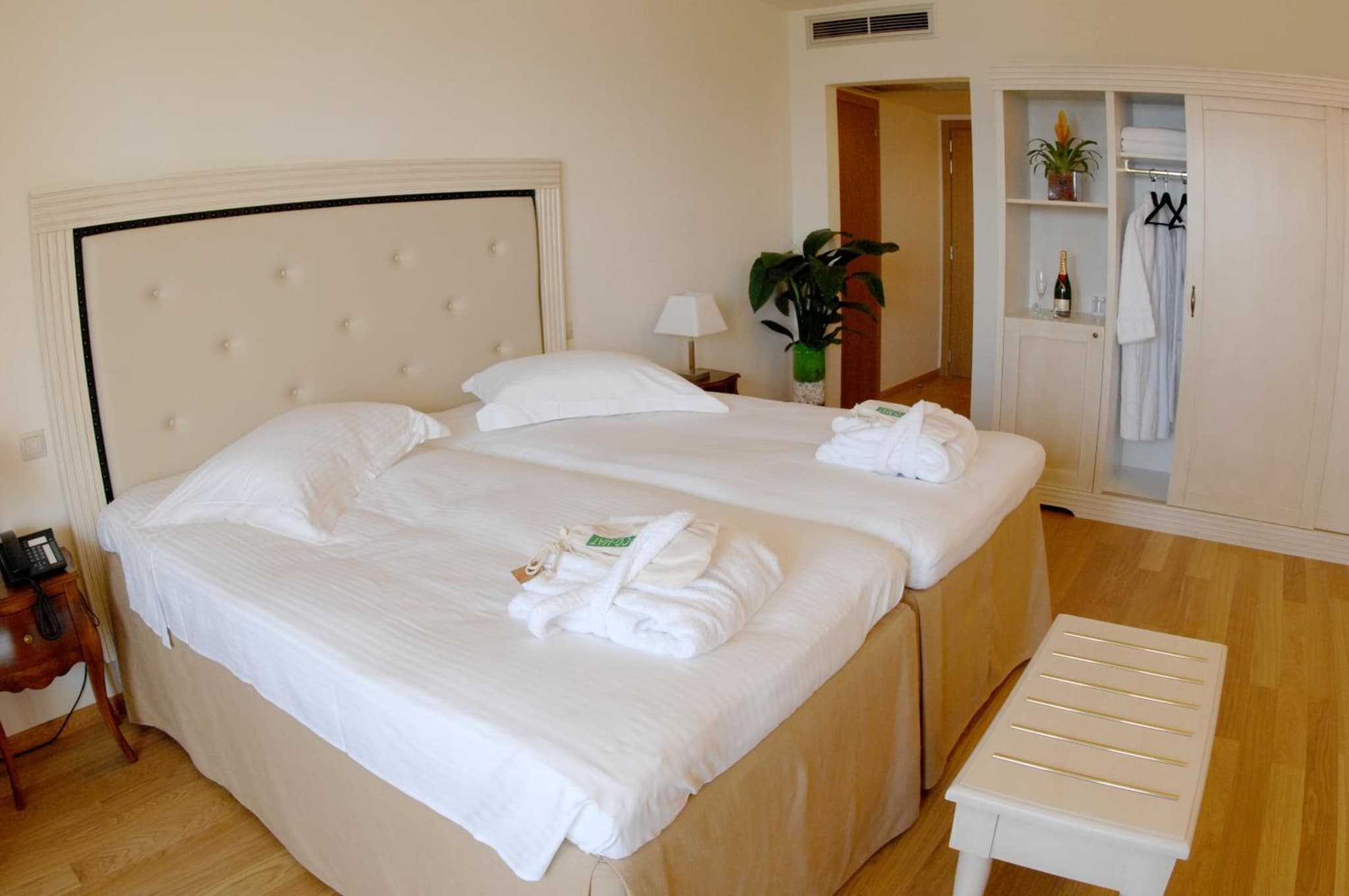Valis Resort Hotel photo 3