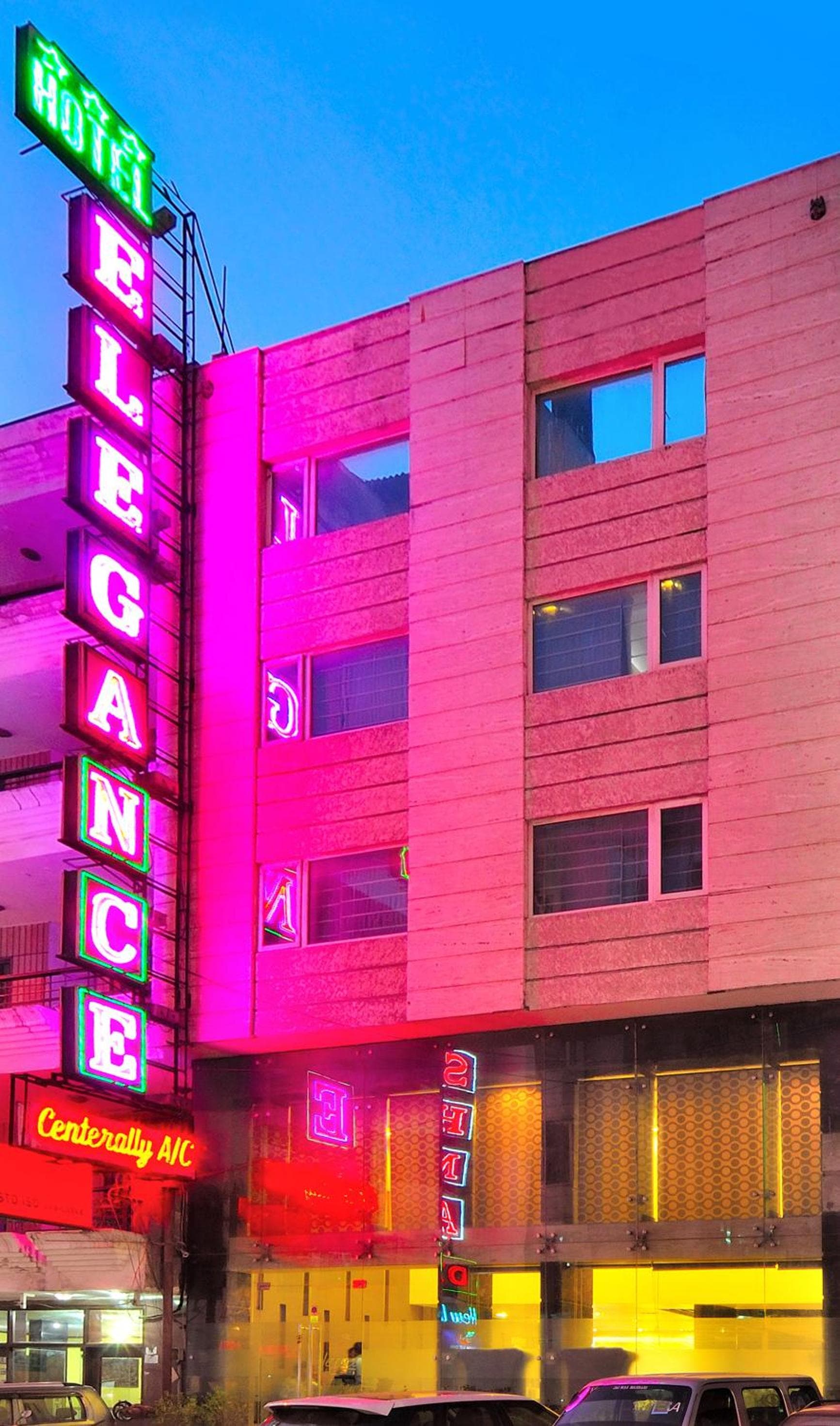 Hotel Elegance photo 7