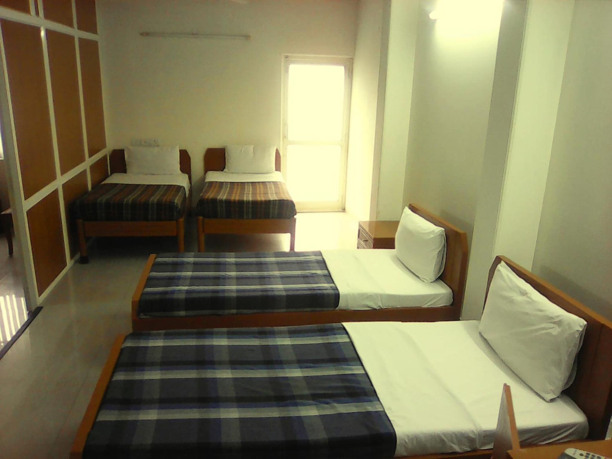 Airport Hotel photo 8