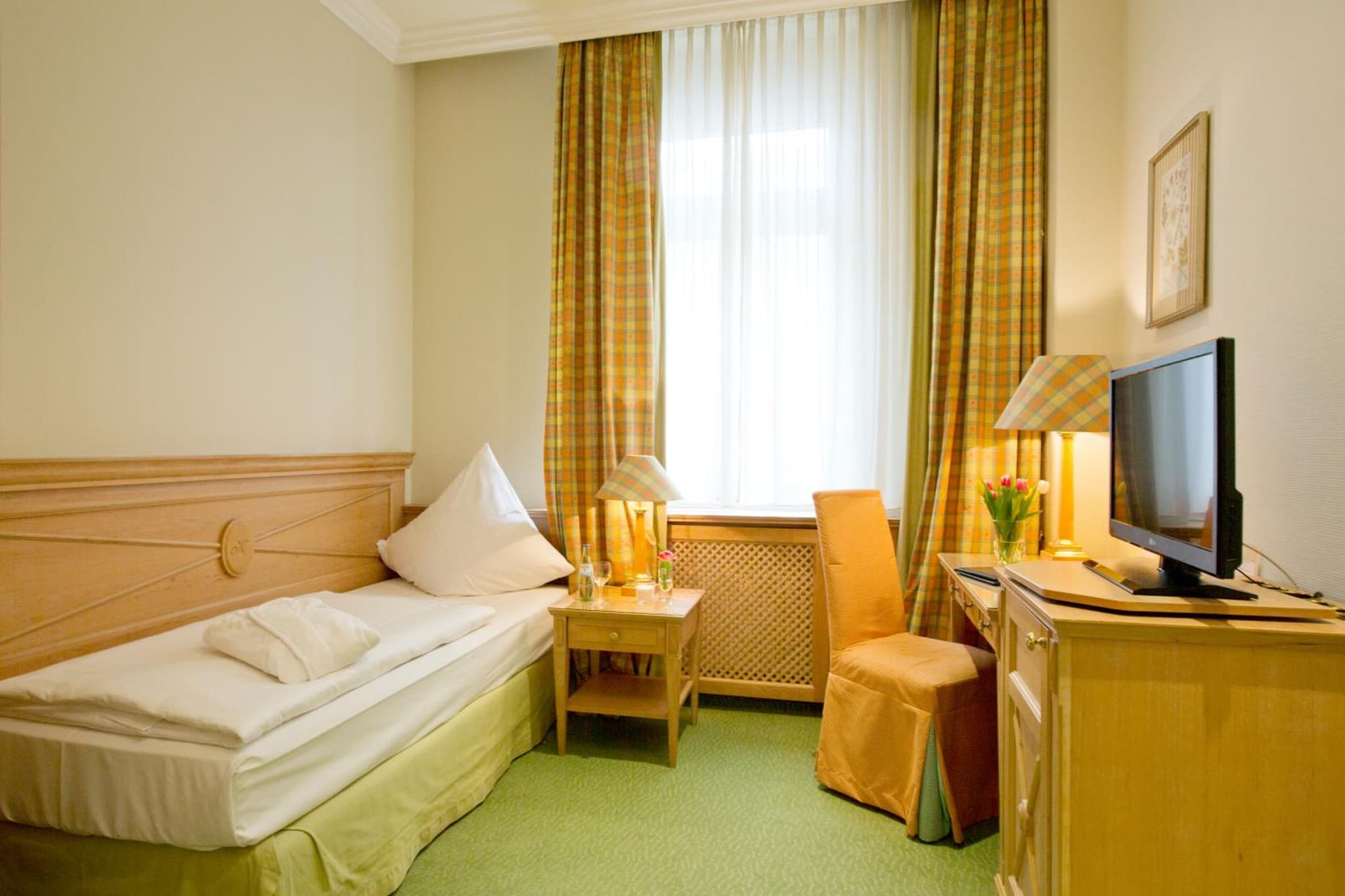 Central-Hotel Kaiserhof photo 8