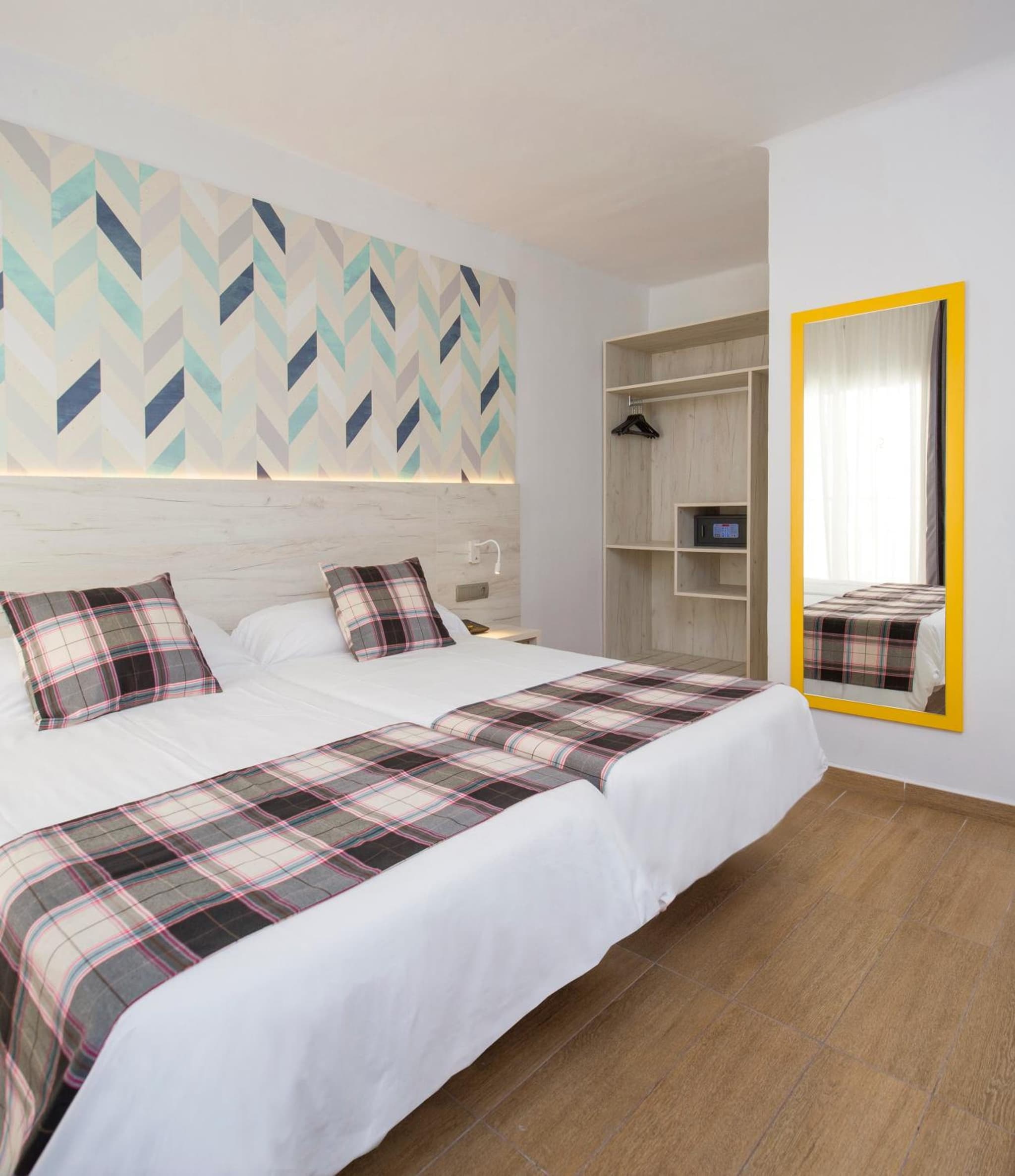 Hotel Vibra Lei Ibiza photo 2