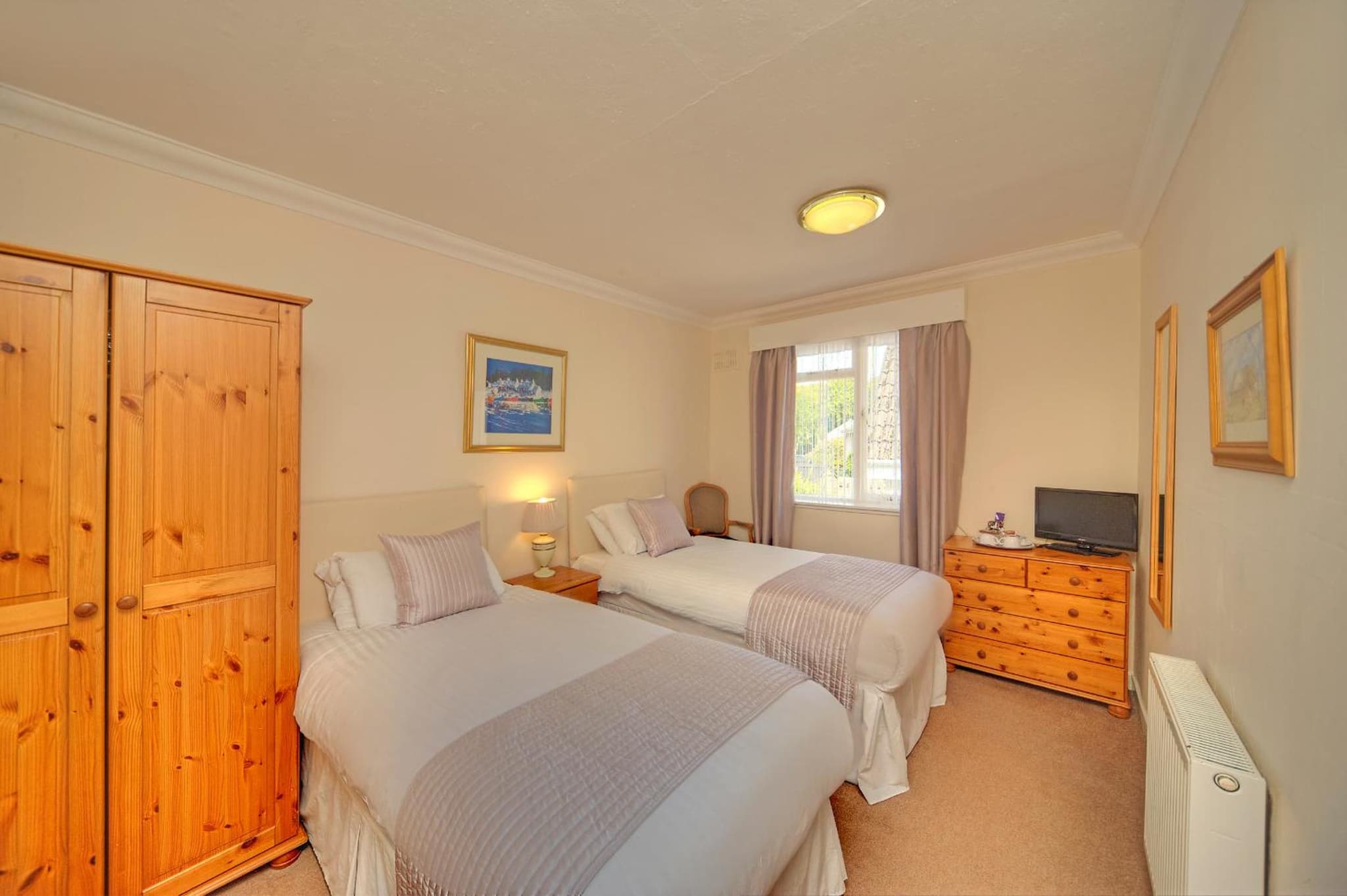 Lochnell Arms Hotel photo 5