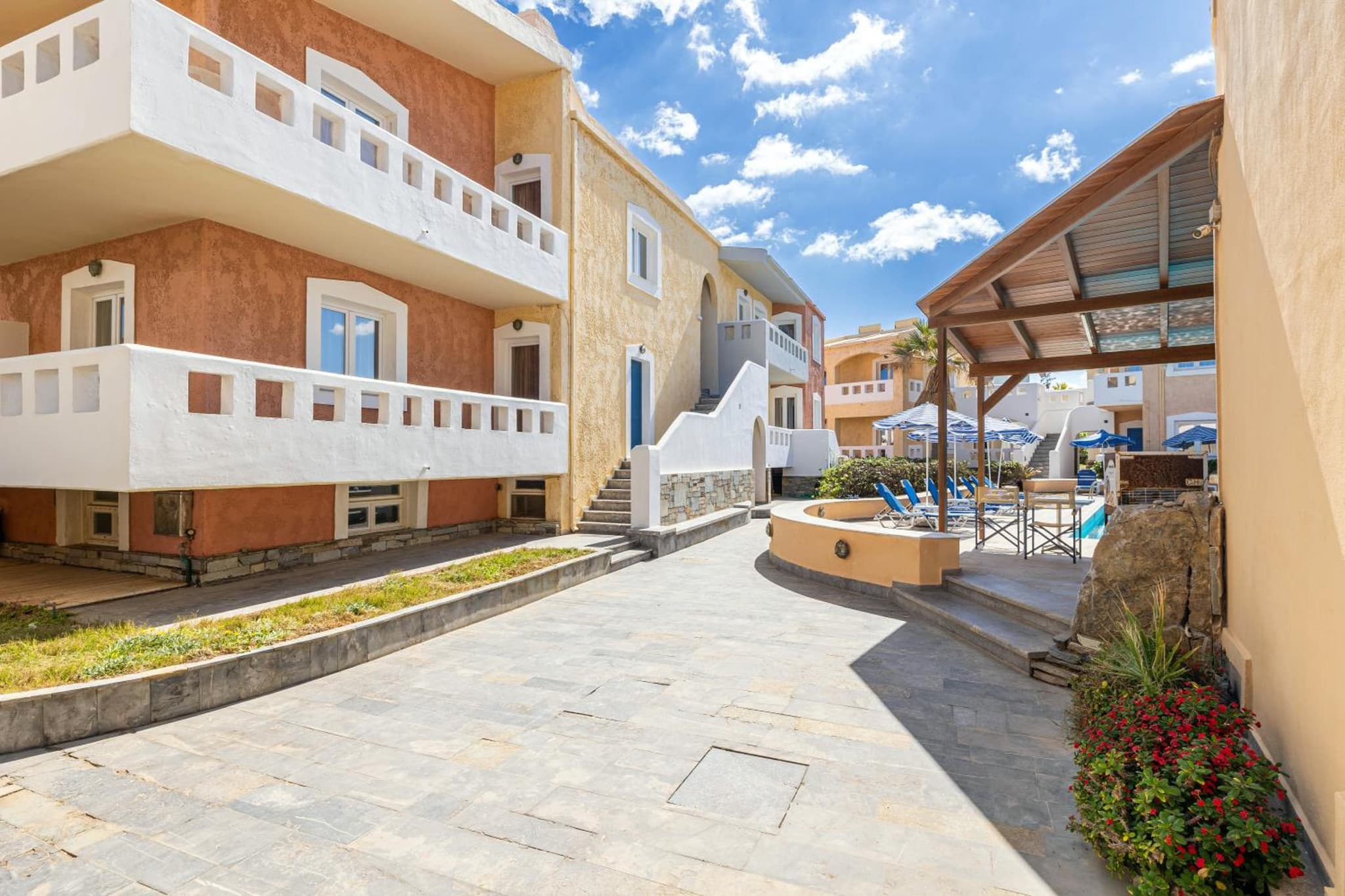 Niros Beachfront Aparthotel photo 9