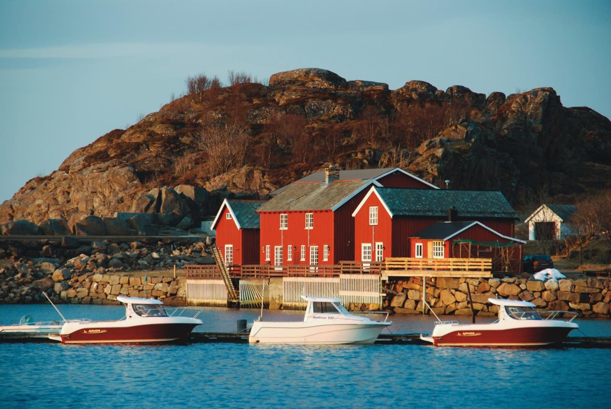 Astra Village - Waterfront Rorbu Cabins in Lofoten