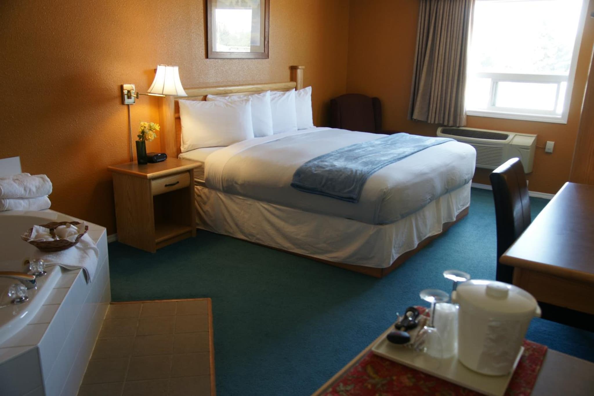 R&R Inn & Suites photo 9