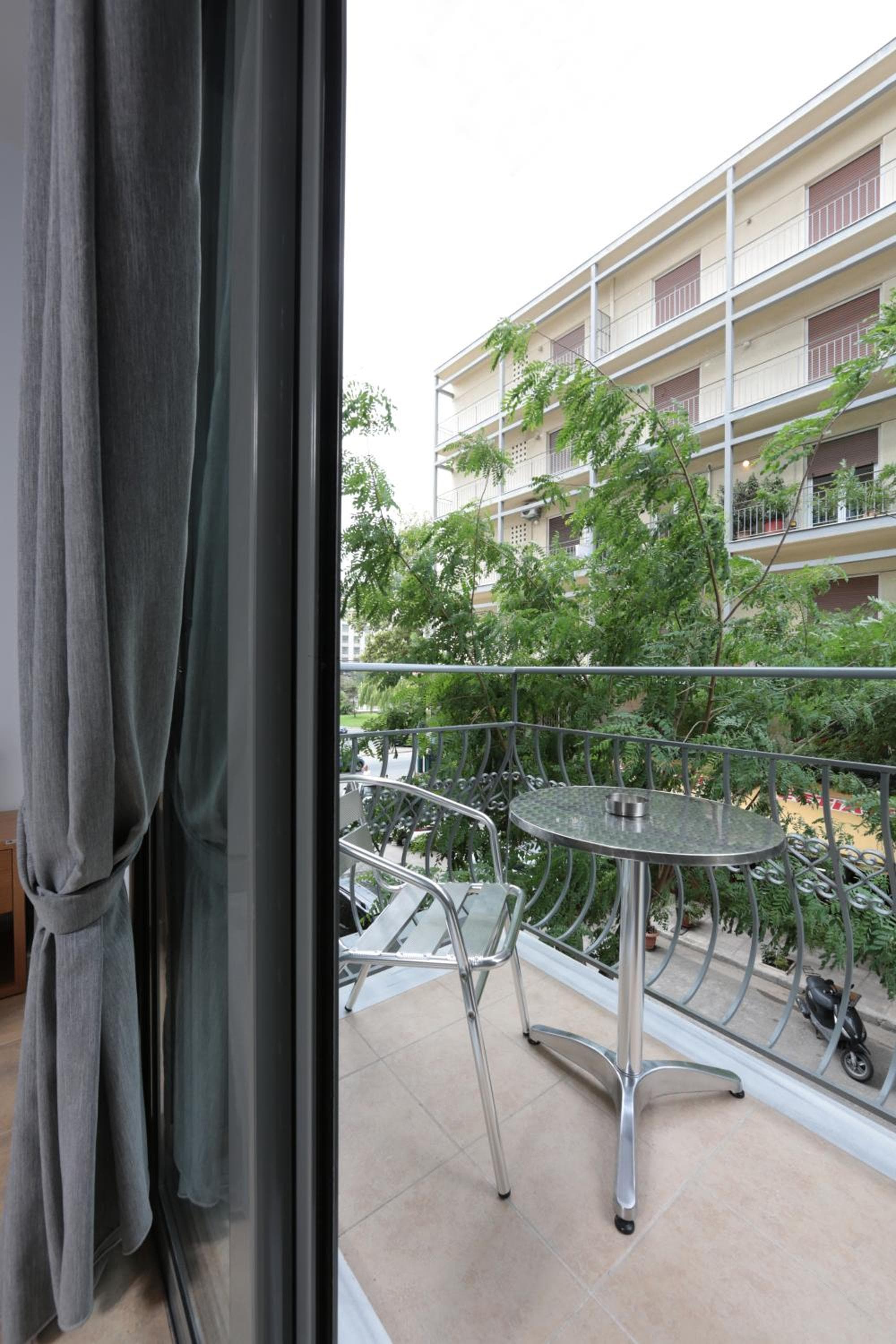 Meni Apartments photo 6