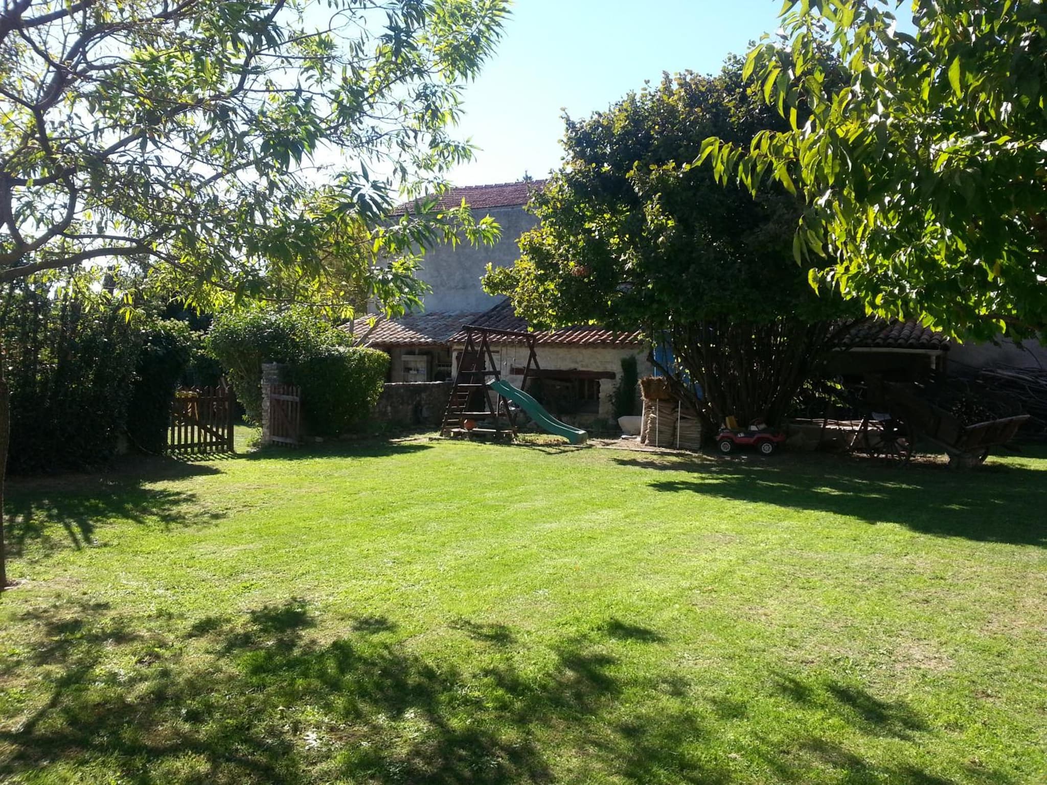 Grange Voutée avec jardin photo 3