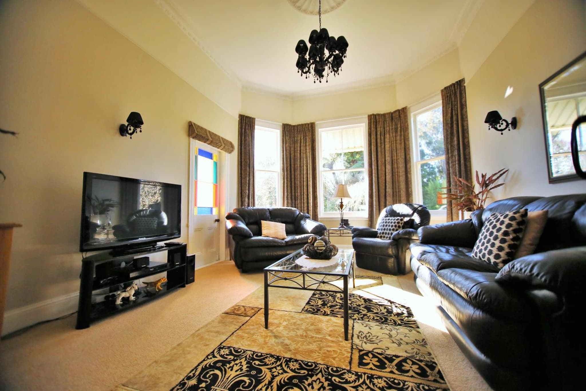 Regan House photo 7