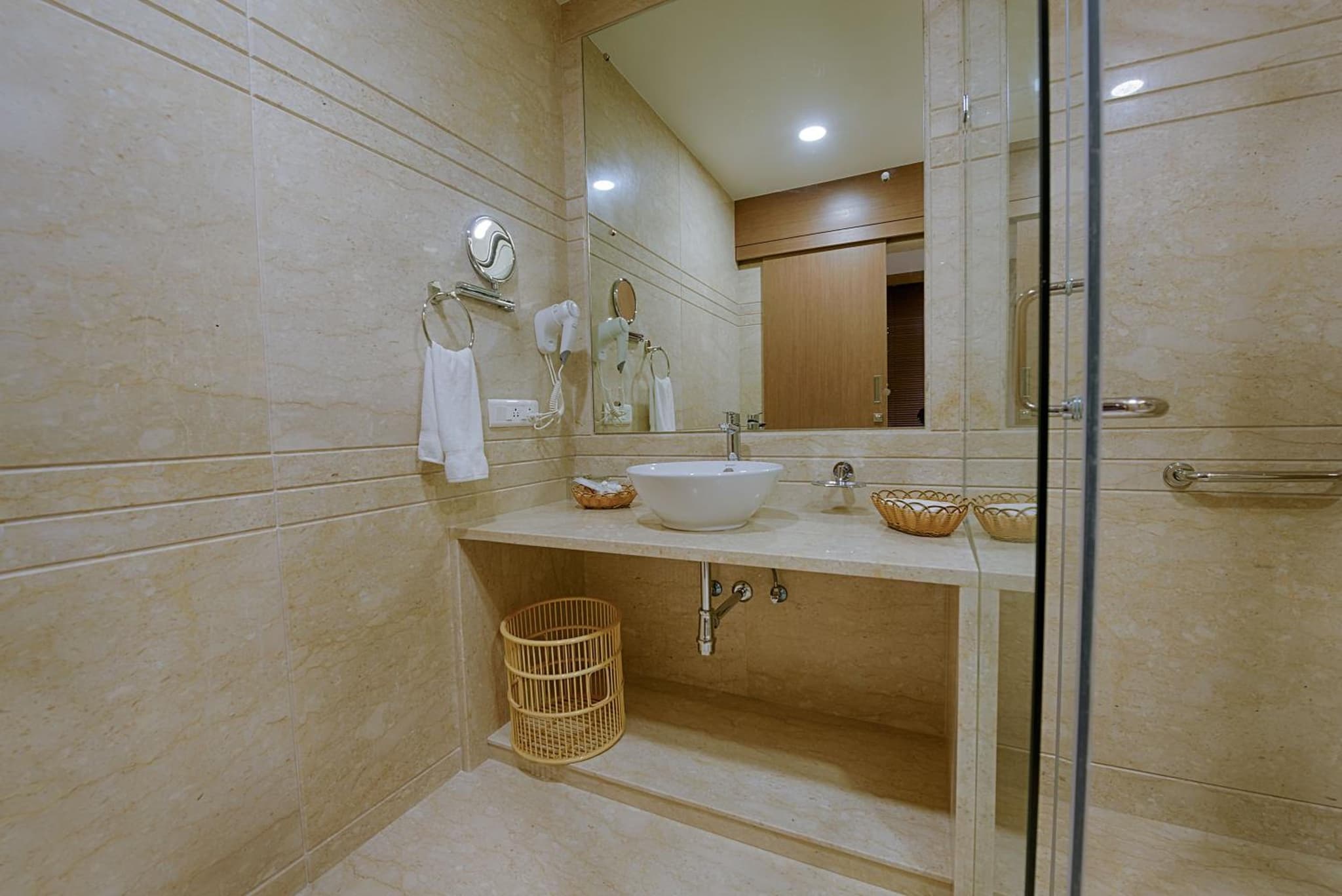 Kiscol Grands Hotel photo 2