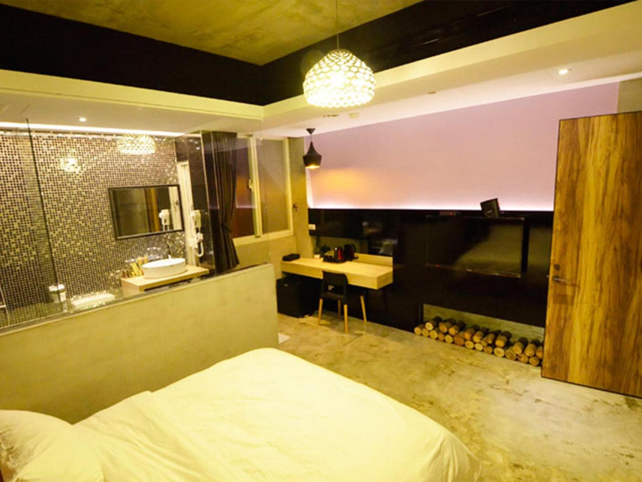 Hotian Inn photo 9