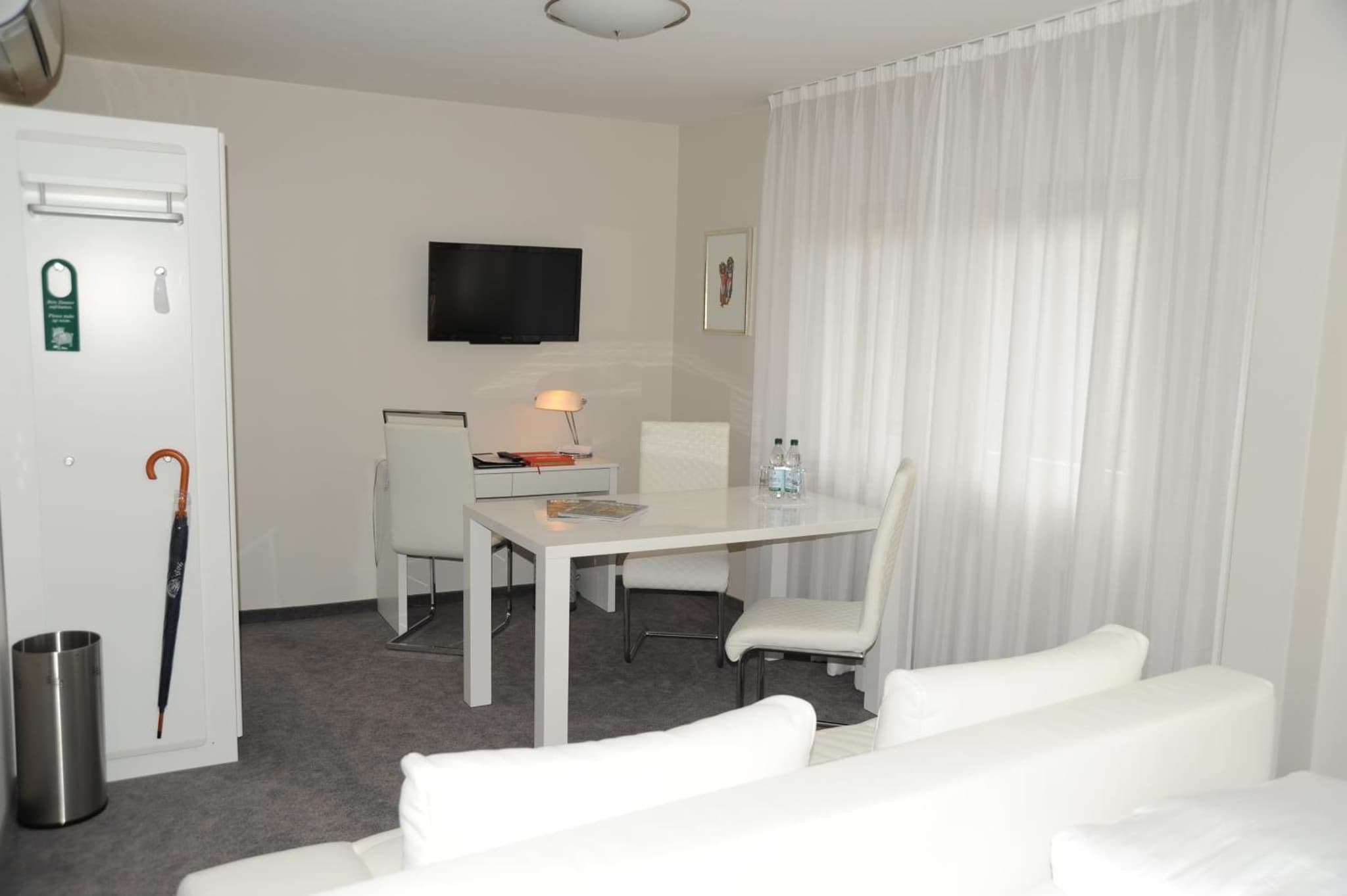 Hotel Adler - Weil am Rhein photo 7