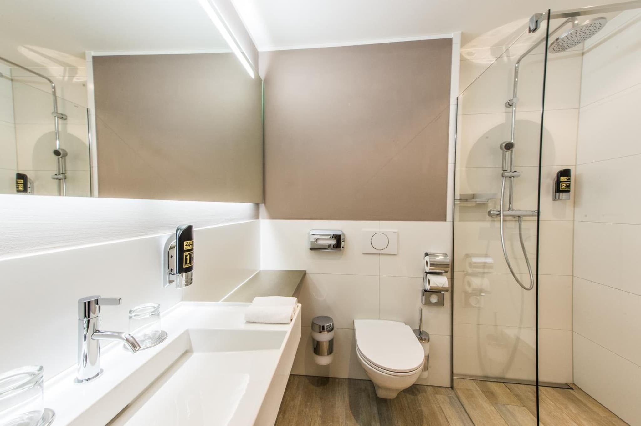 MyWay Hotel & Apartments photo 9