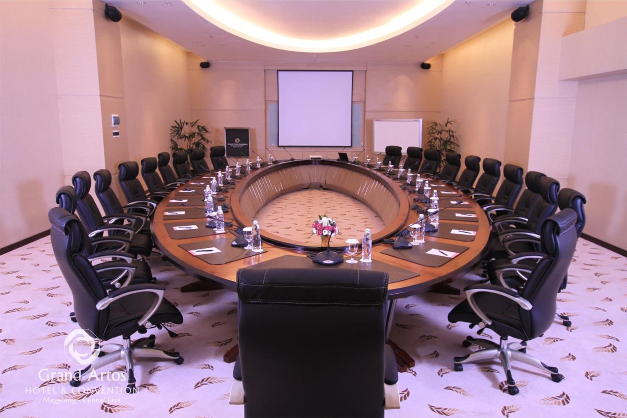 Grand Artos Hotel & Convention photo 2