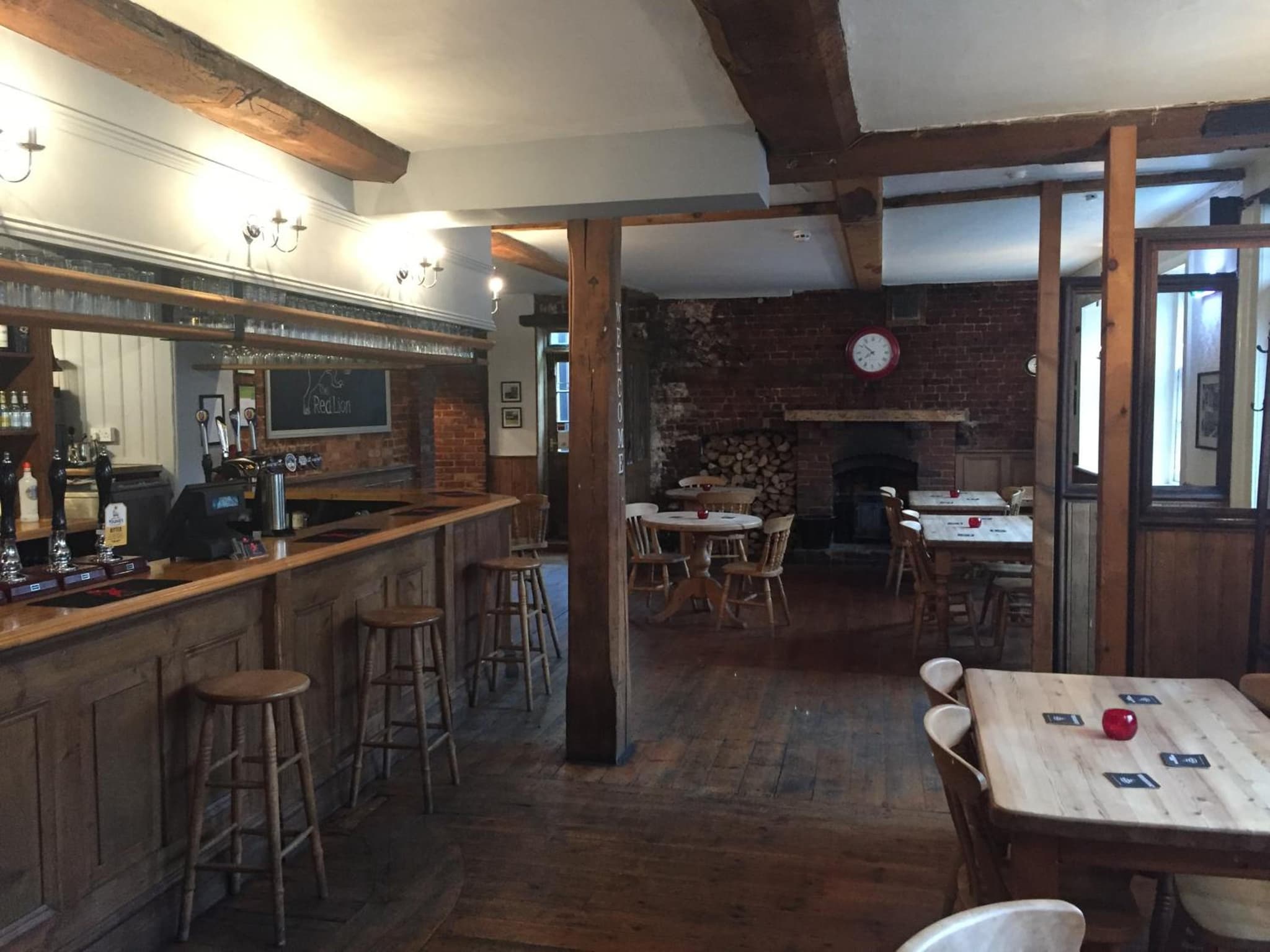 The Red Lion photo 4