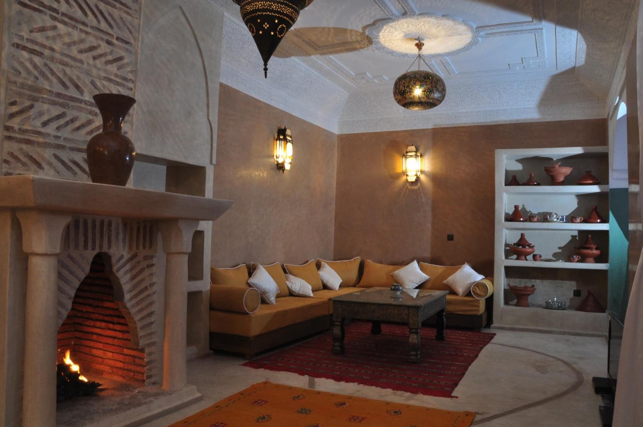 lounge