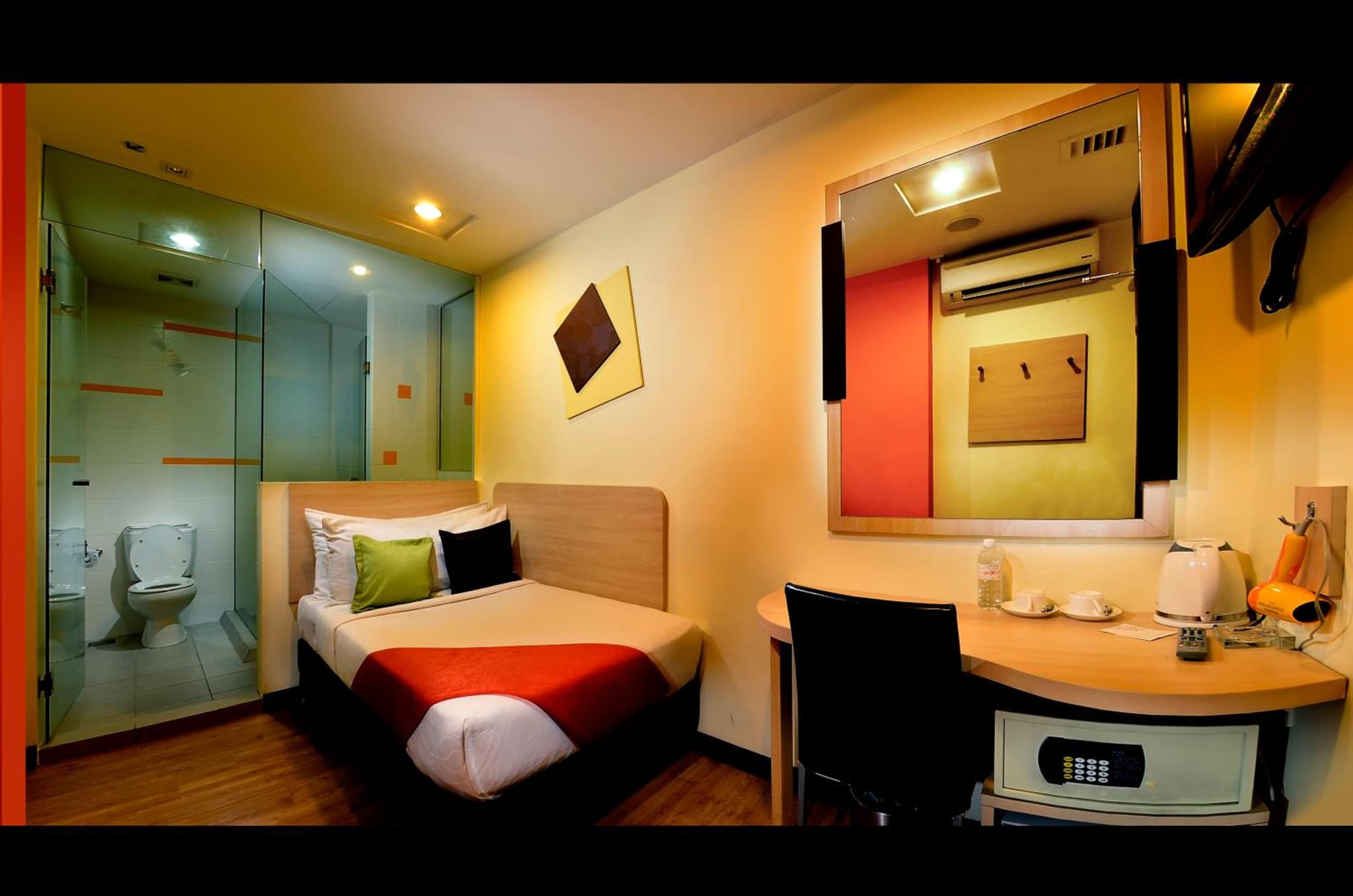 Hotel 98 photo 6