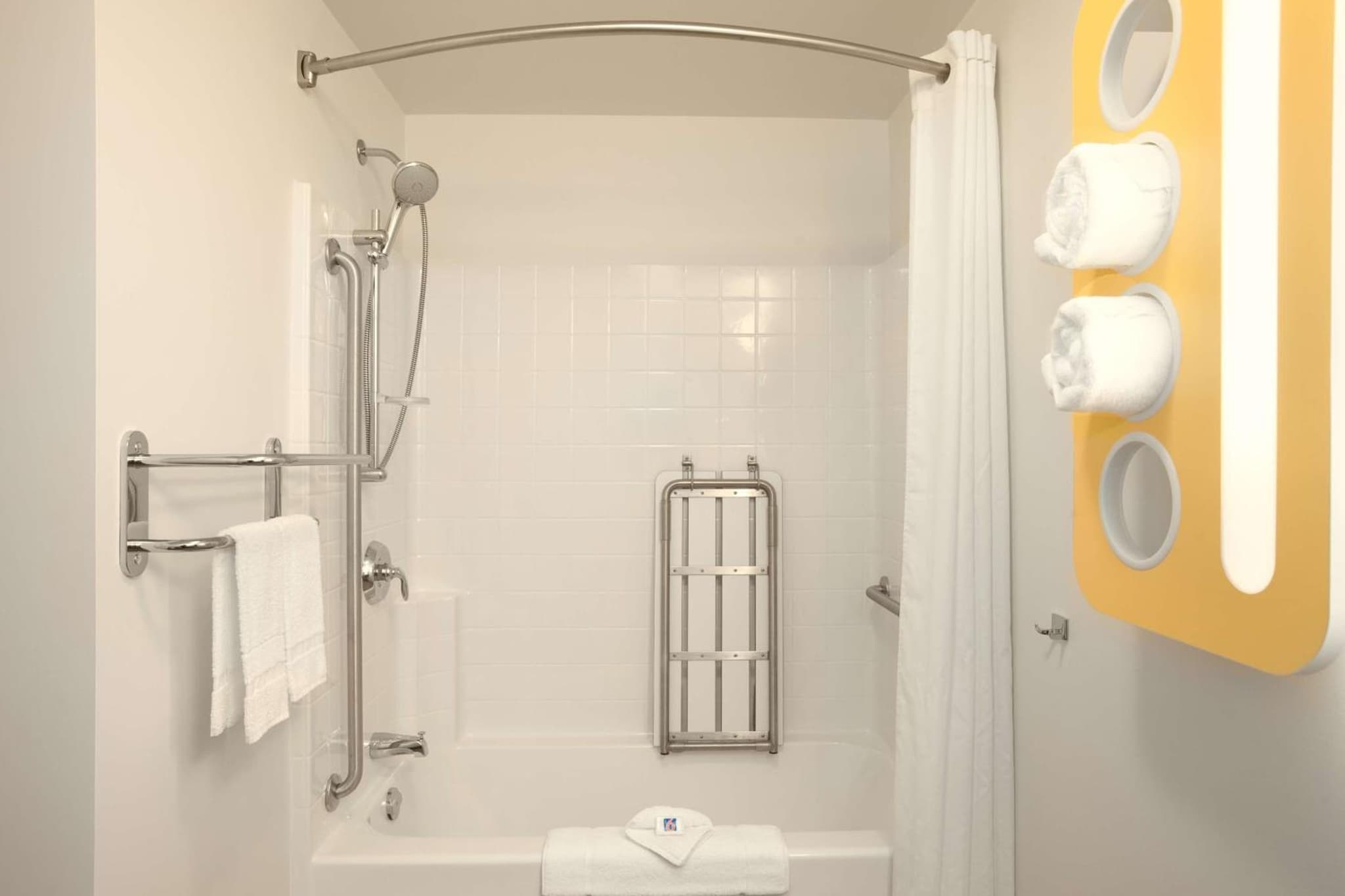 Motel 6-Swift Current, SK photo 8