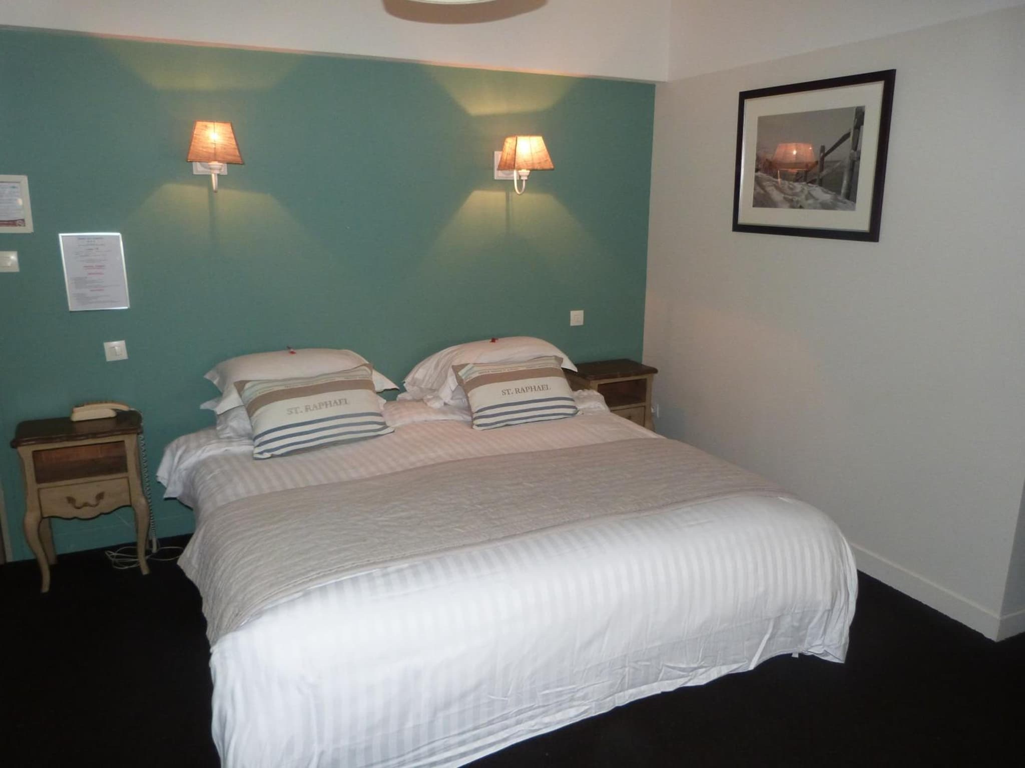 Hotel Les Embruns photo 3