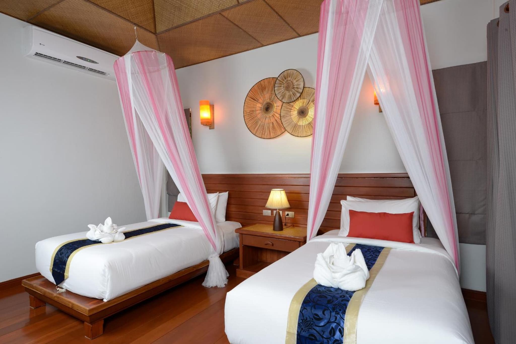 PingChan Koh Phangan Beachfront Resort photo 4