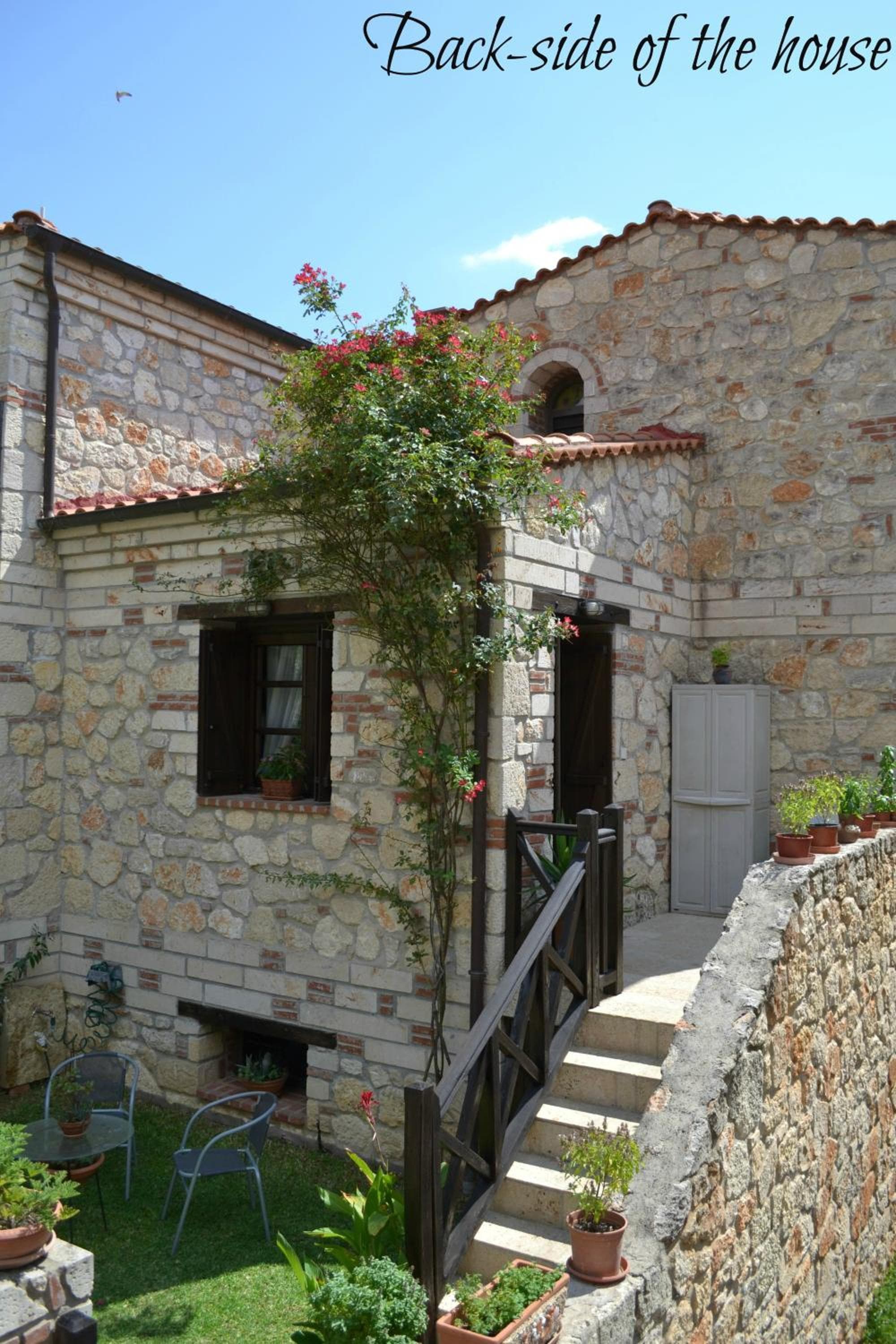 Artemis Stone House photo 5