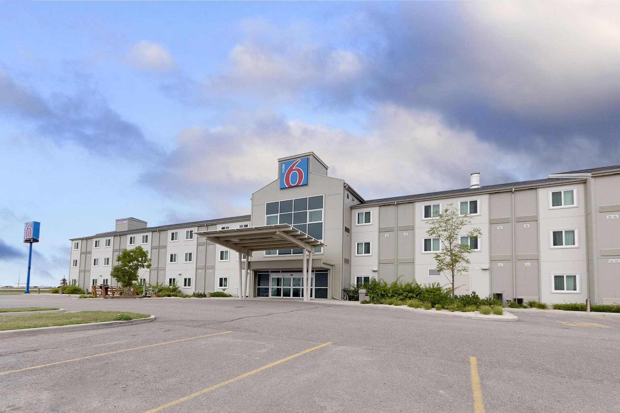 Motel 6-Brandon, MB photo 7