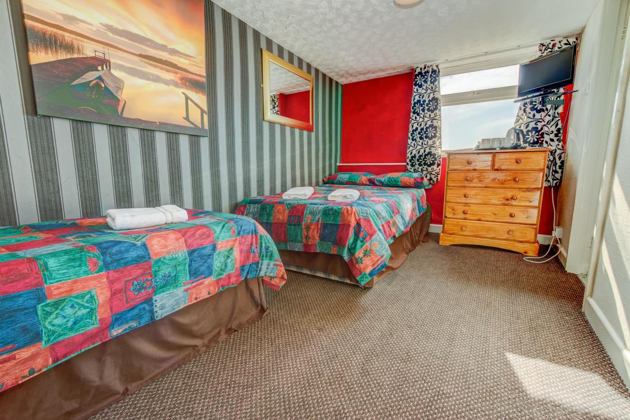 New Promenade Hotel photo 4