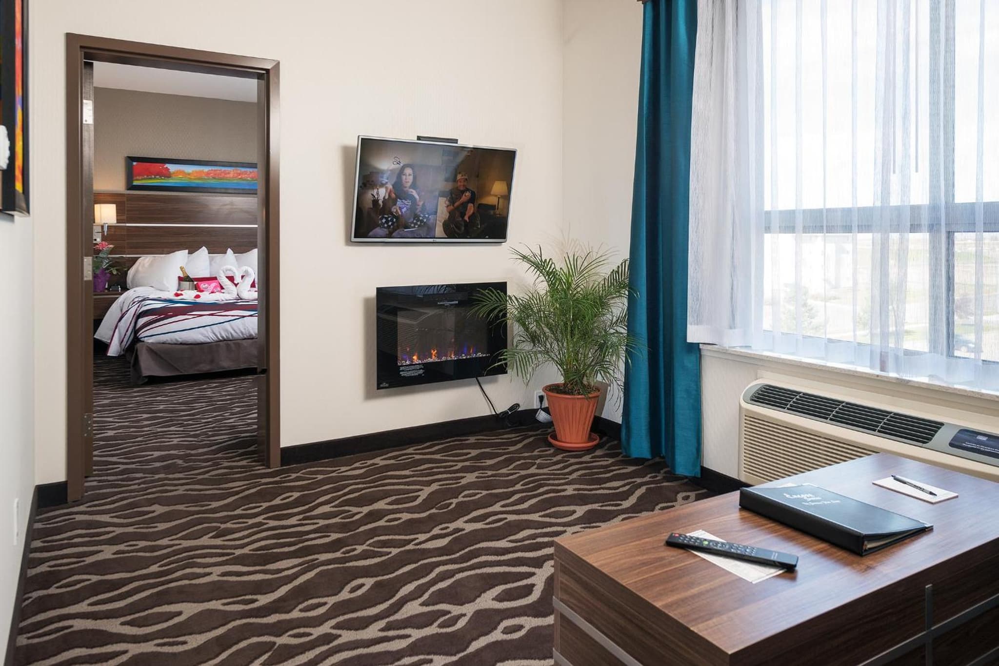 Encore Suites by Service Plus Inns photo 9