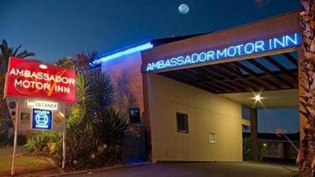 Ambassador Motor Inn photo 5