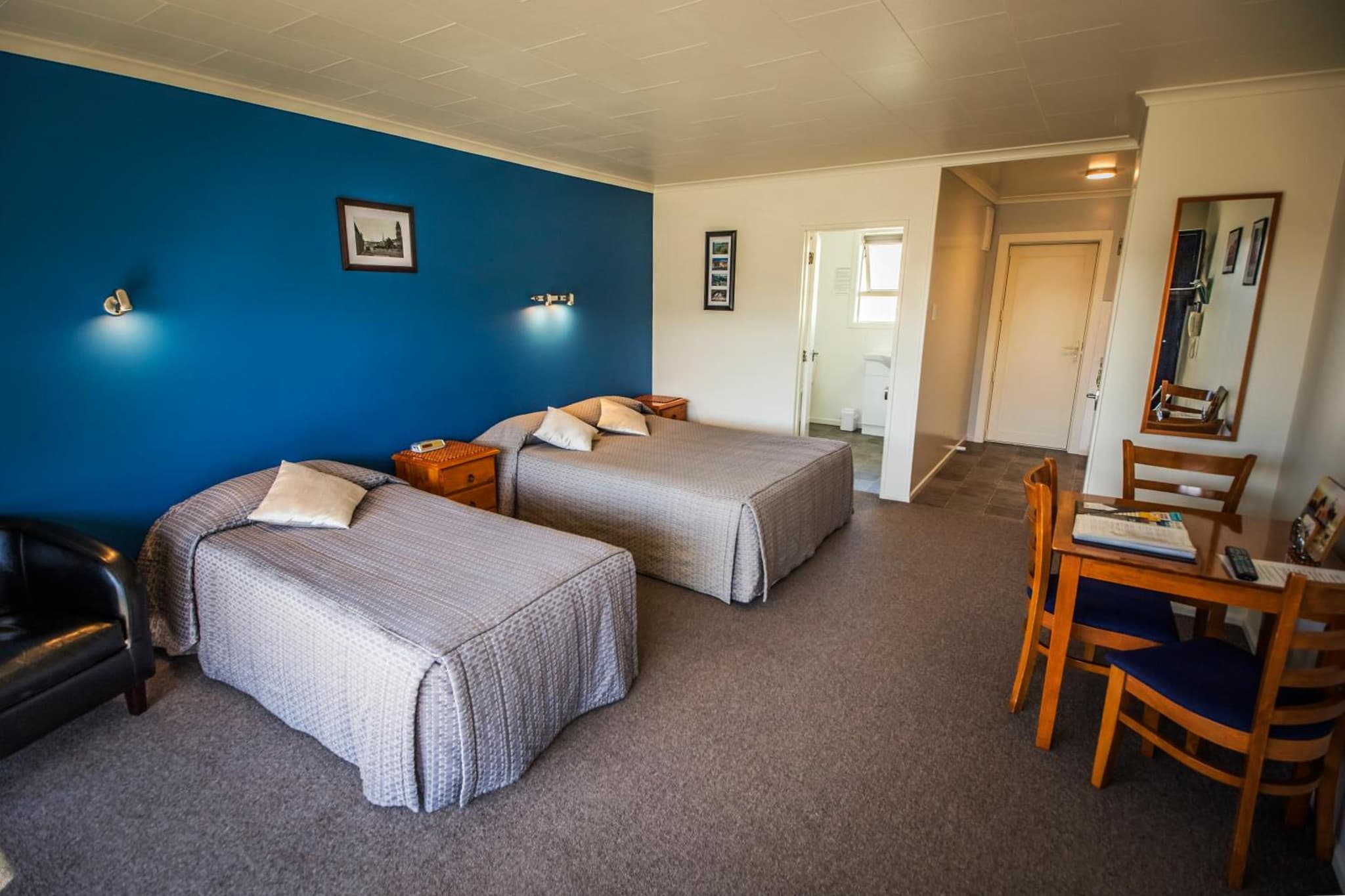 AAA Thames Court Motel photo 5