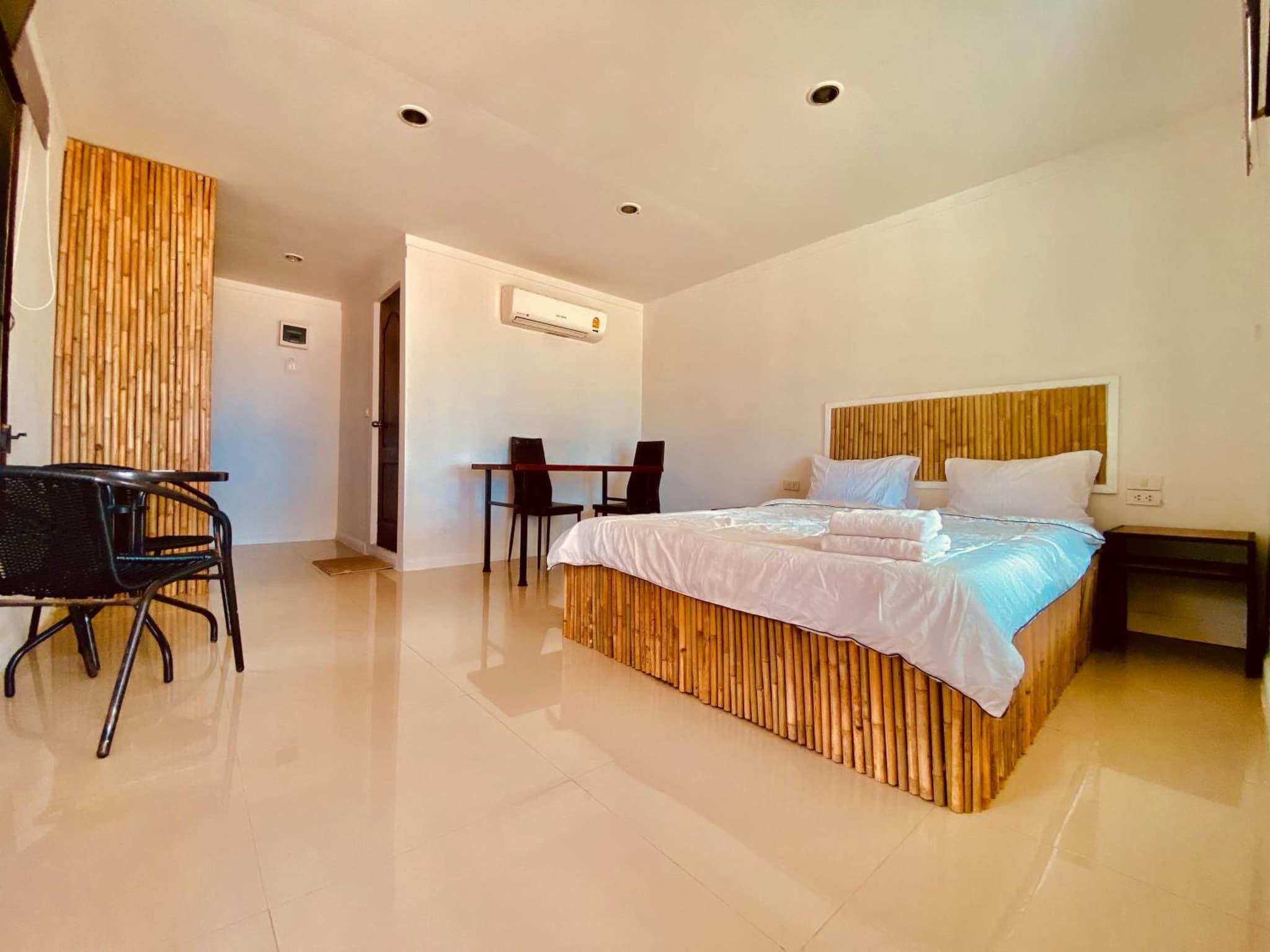 Phangan Chalet Bungalow & House photo 8