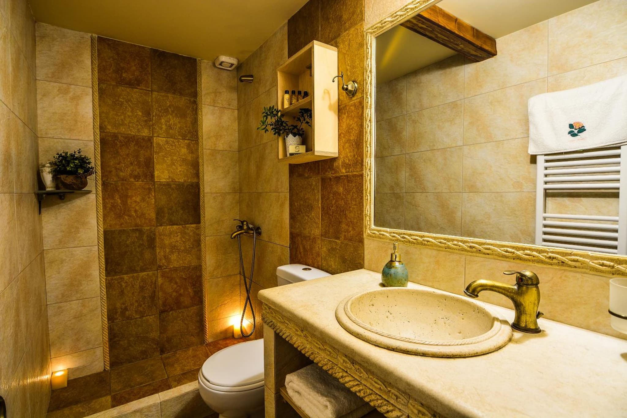 Camelia Suites photo 5