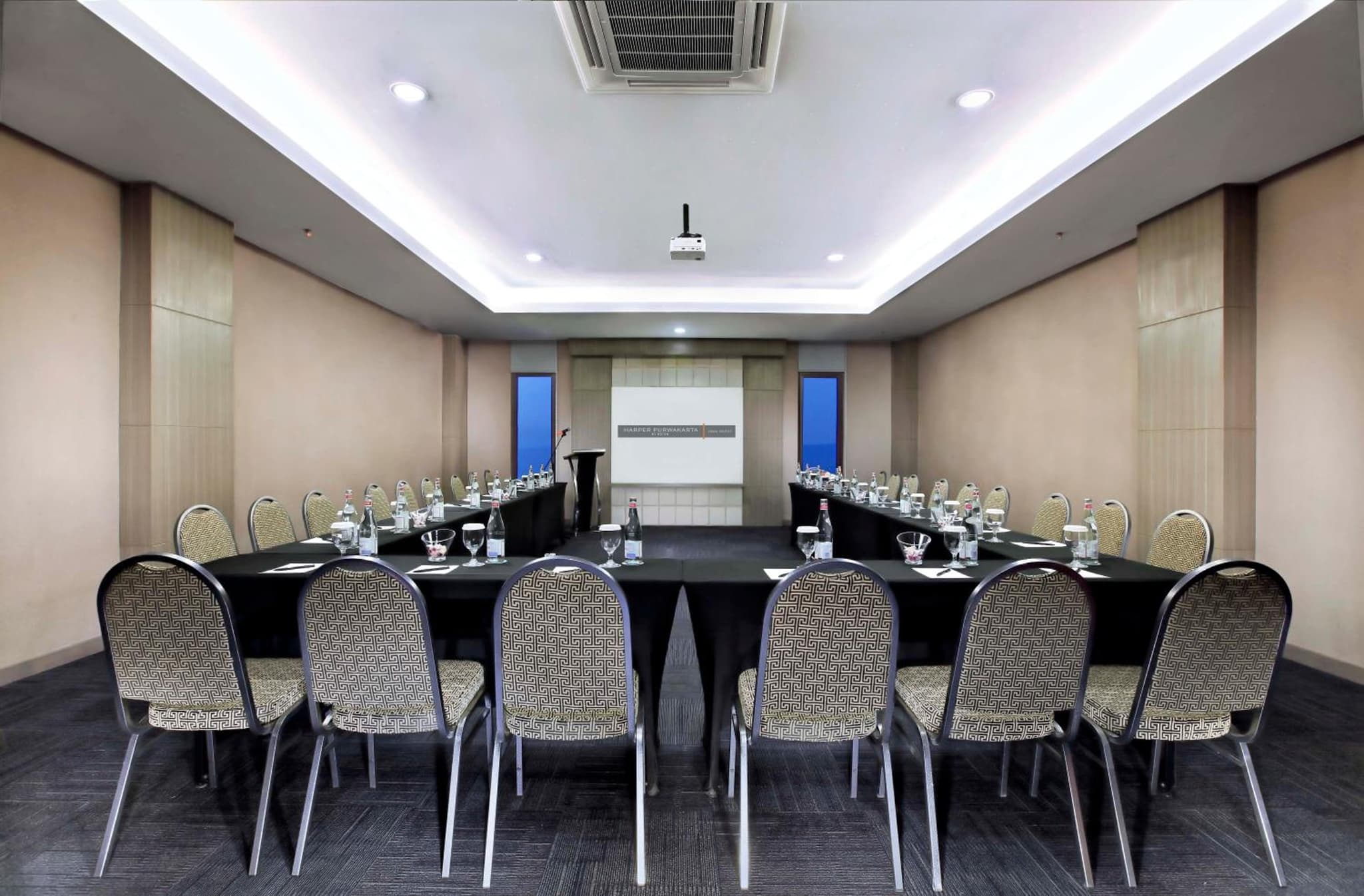 meeting & event spaces
