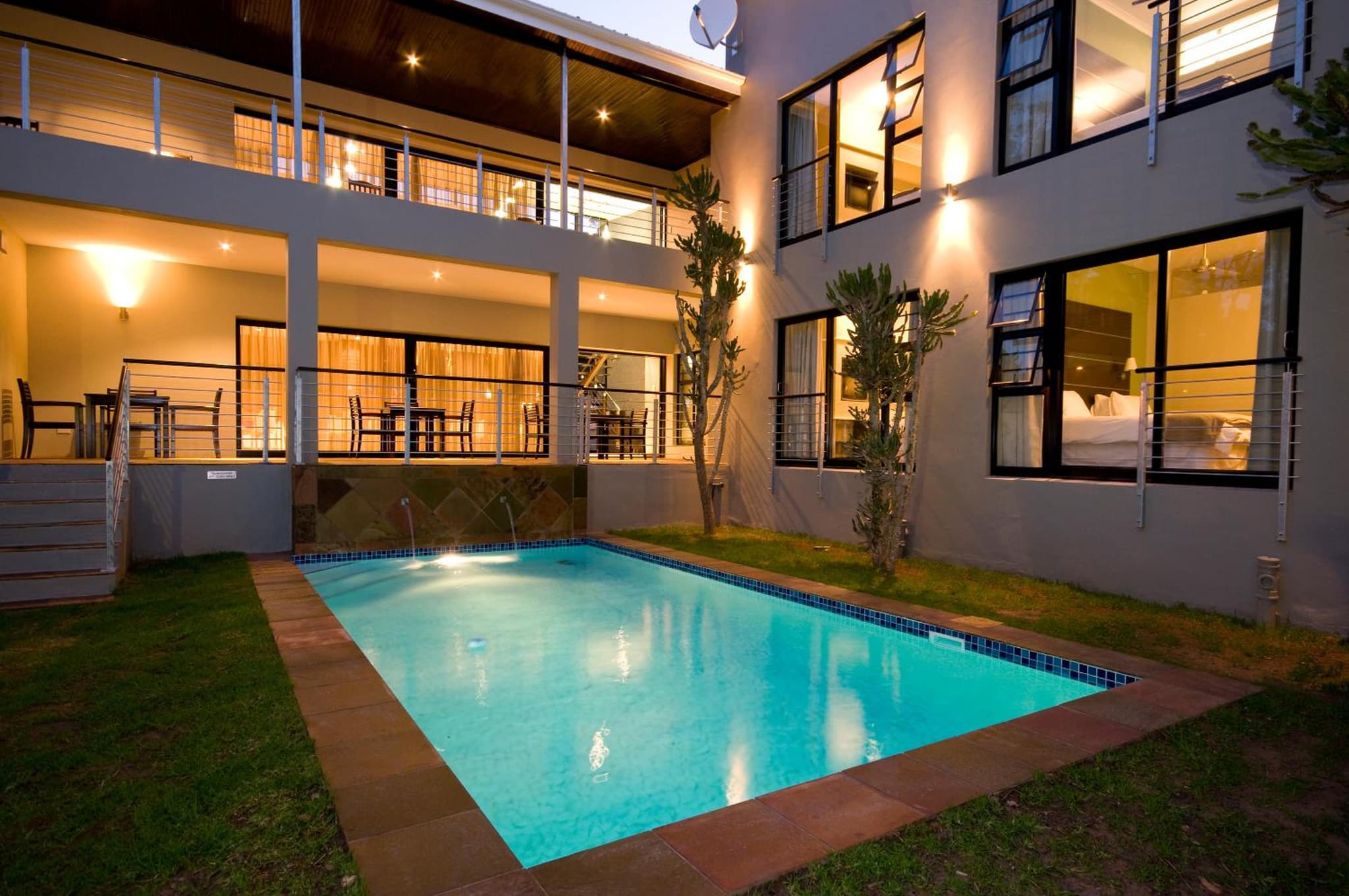The Hub Urban Hotel photo 9