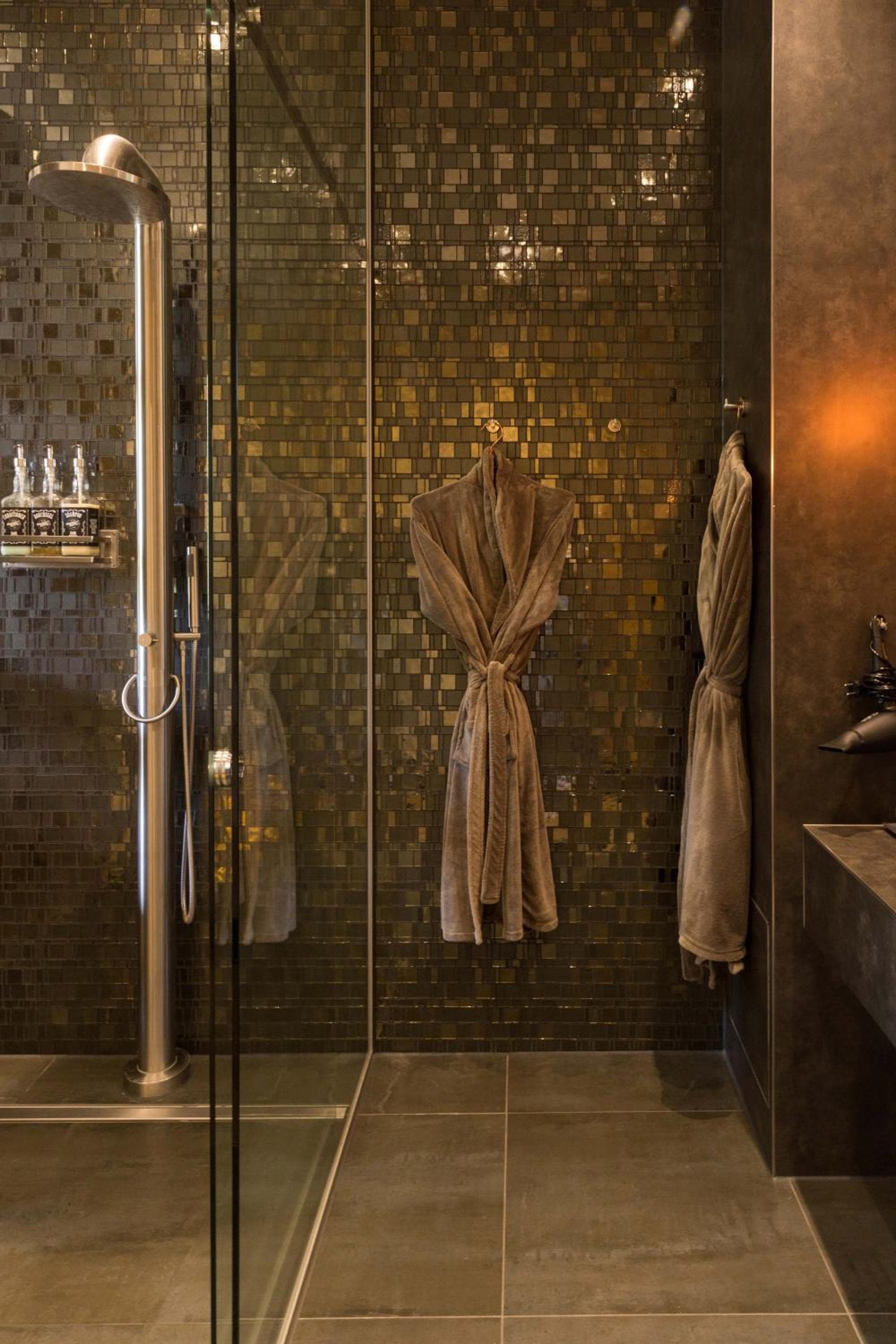 Manzo's Suites photo 4