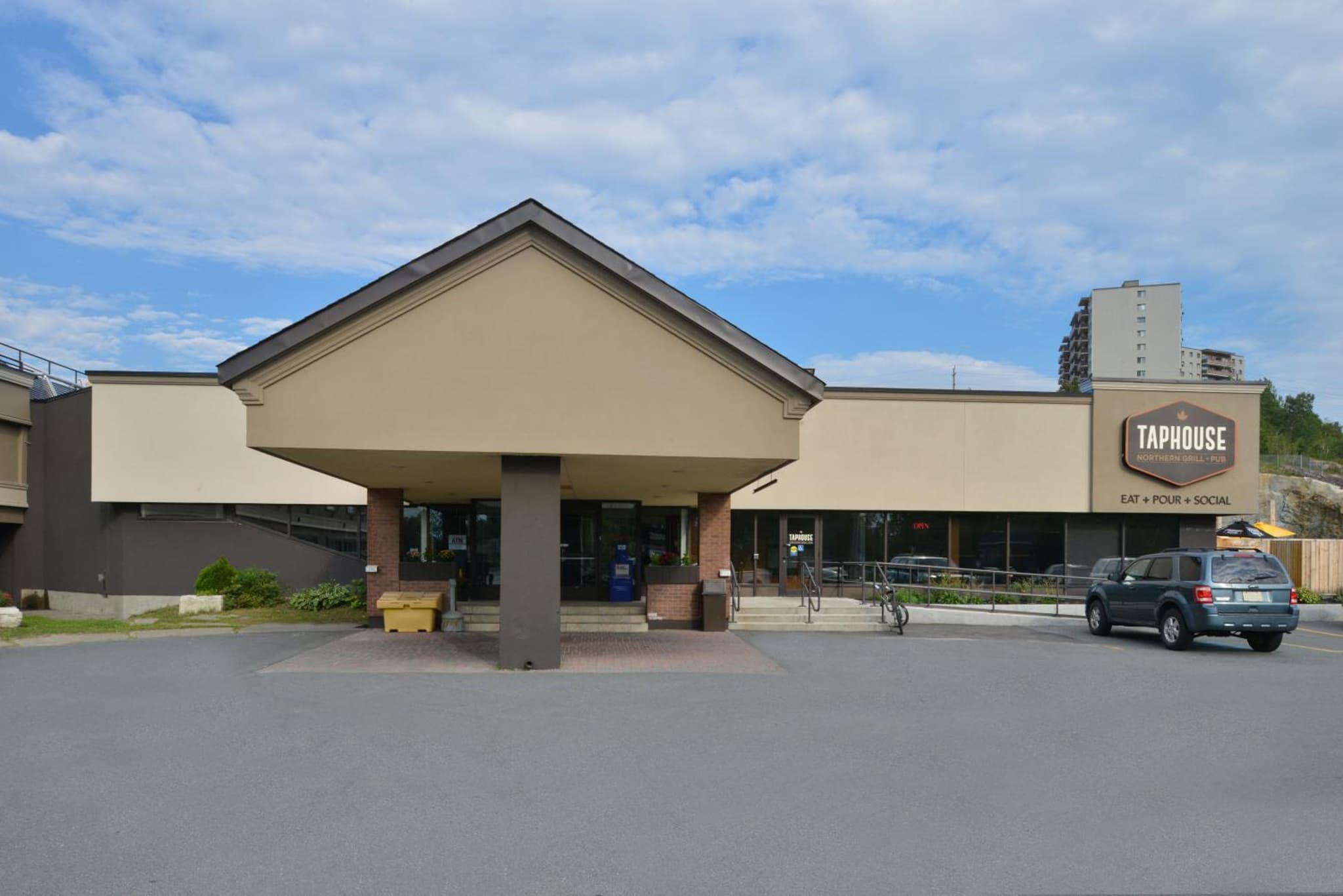 Rodeway Inn photo 7