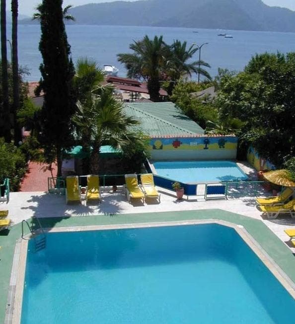 Amos Hotel photo 4