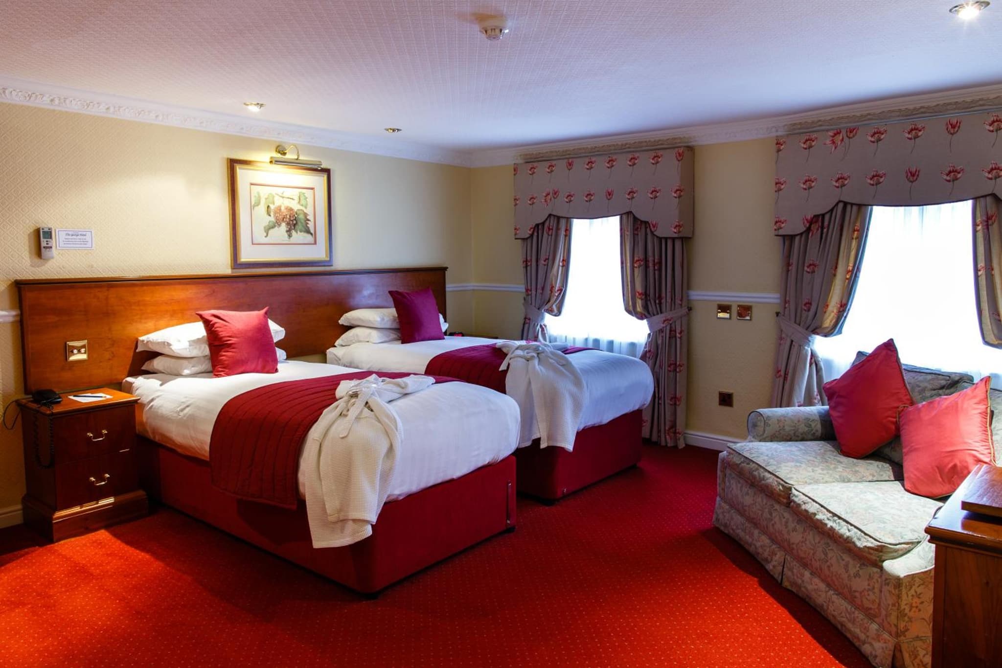 Best Western Lichfield City Centre The George Hotel photo 3
