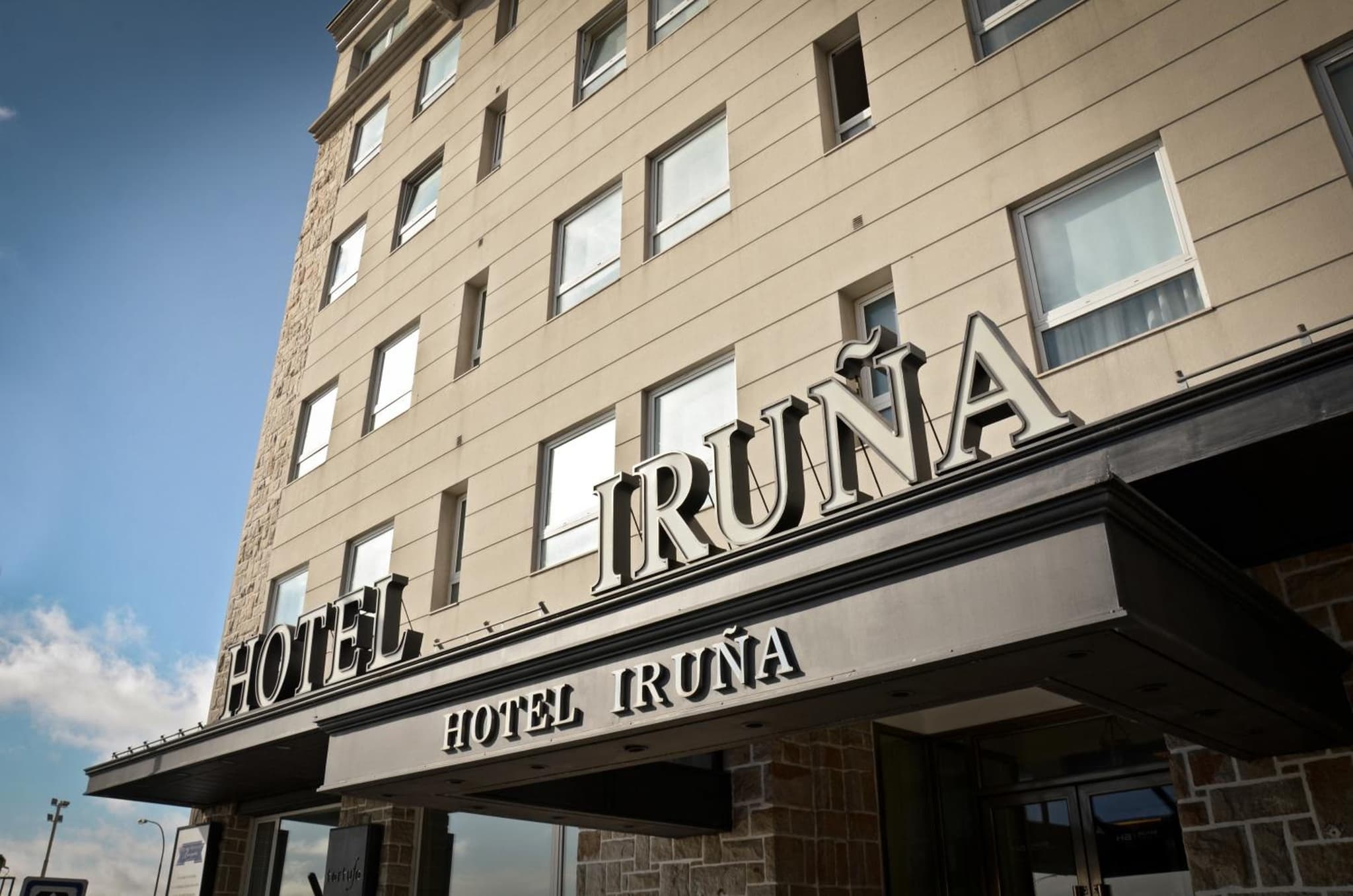 Hotel Iruña