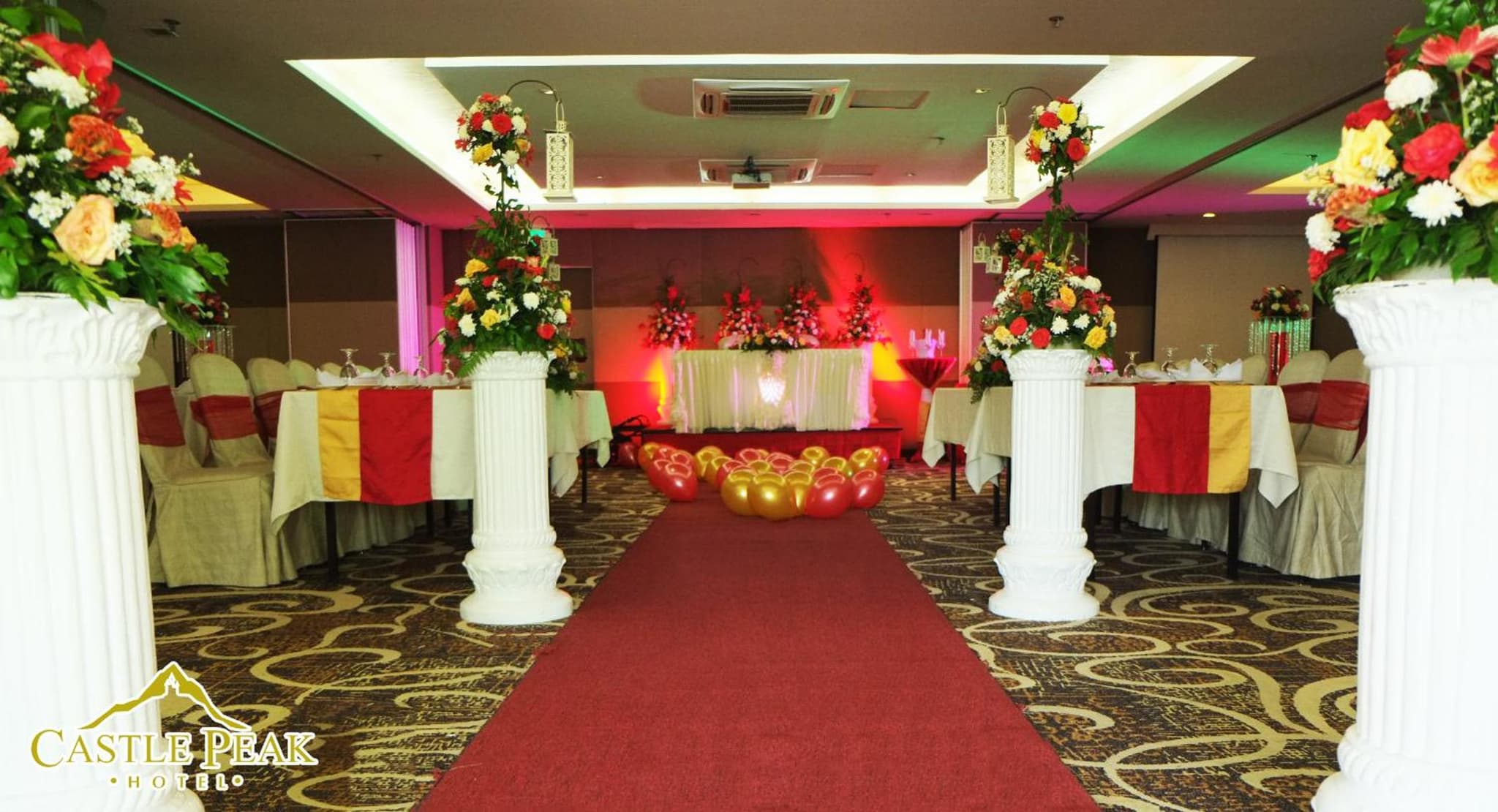 Castle Peak Hotel photo 9