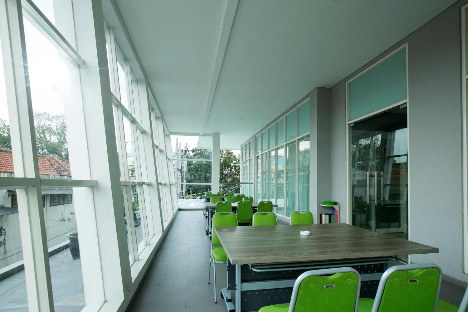 Ascent Hotel & Cafe Malang photo 5