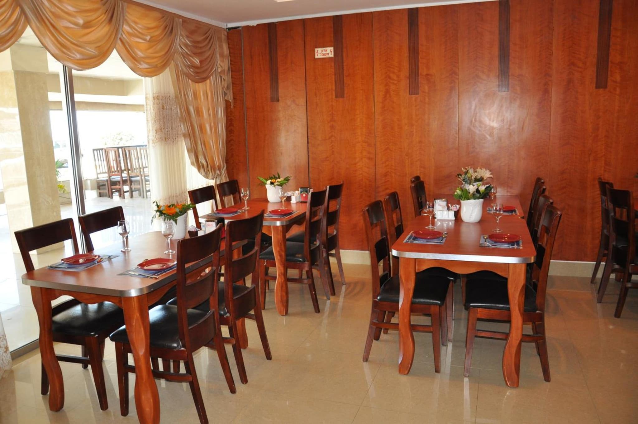 Hotel Suites Bat Yam photo 9
