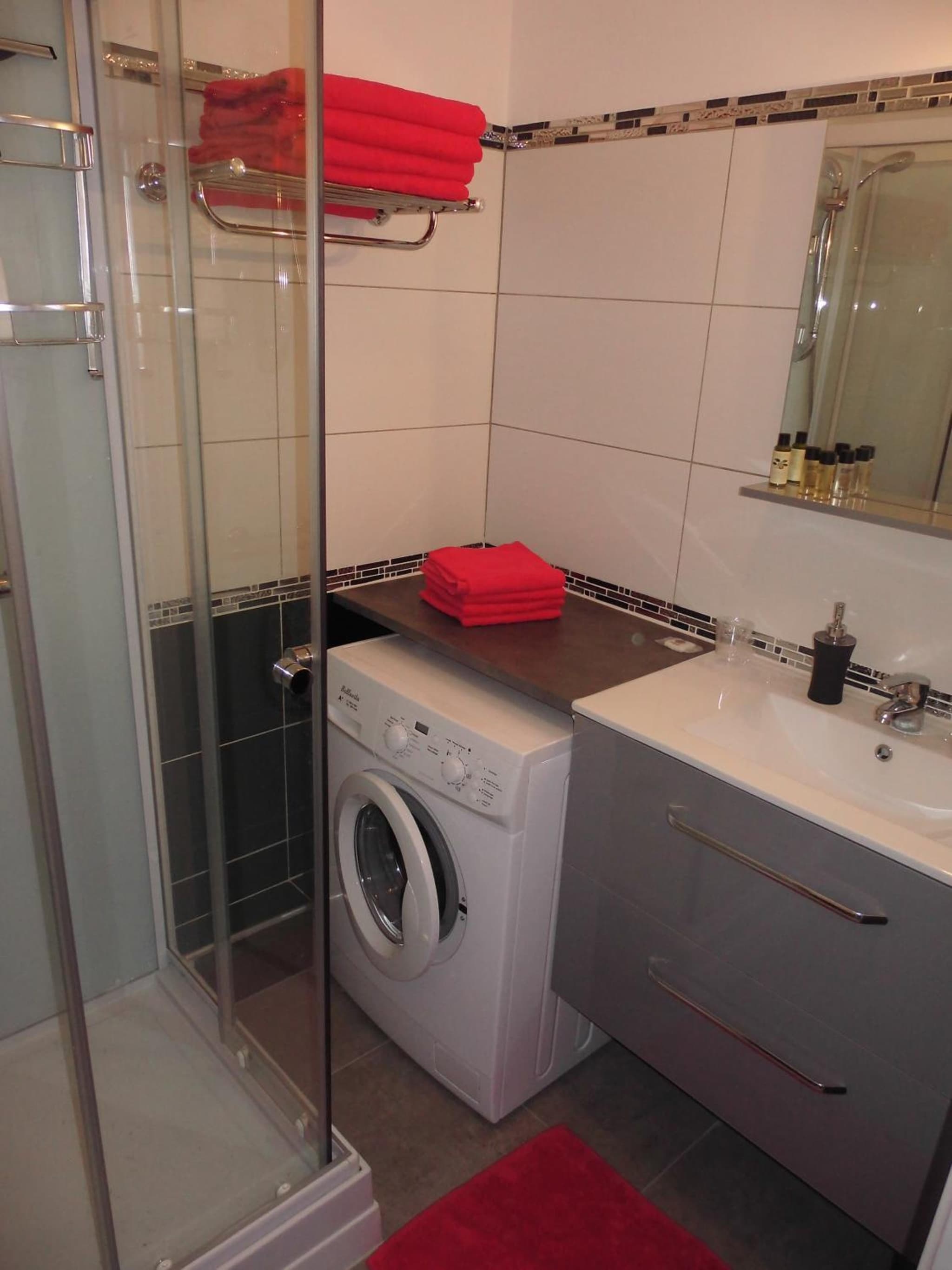 Briget Apartment photo 4