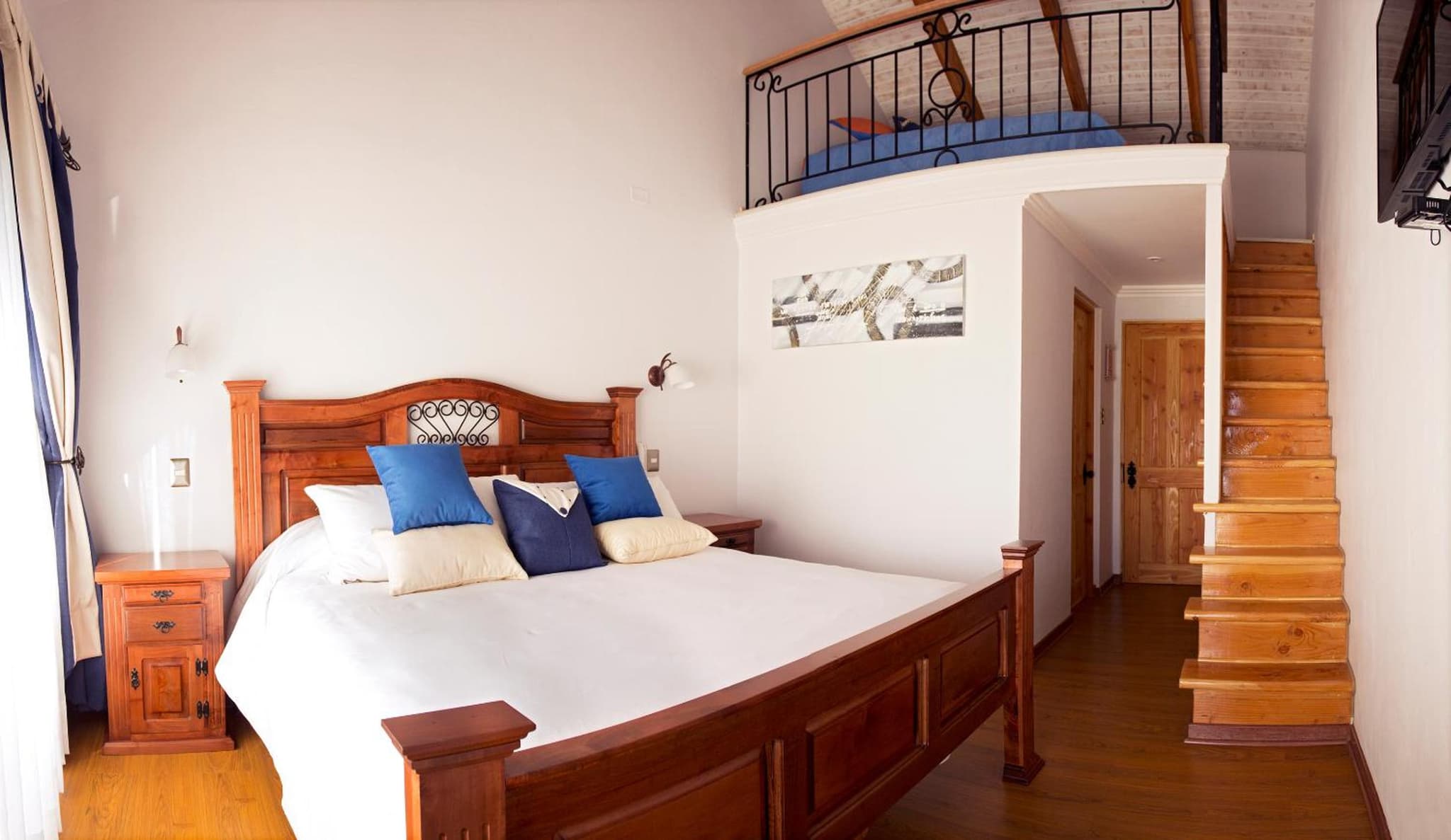 La Perla Hotel photo 8